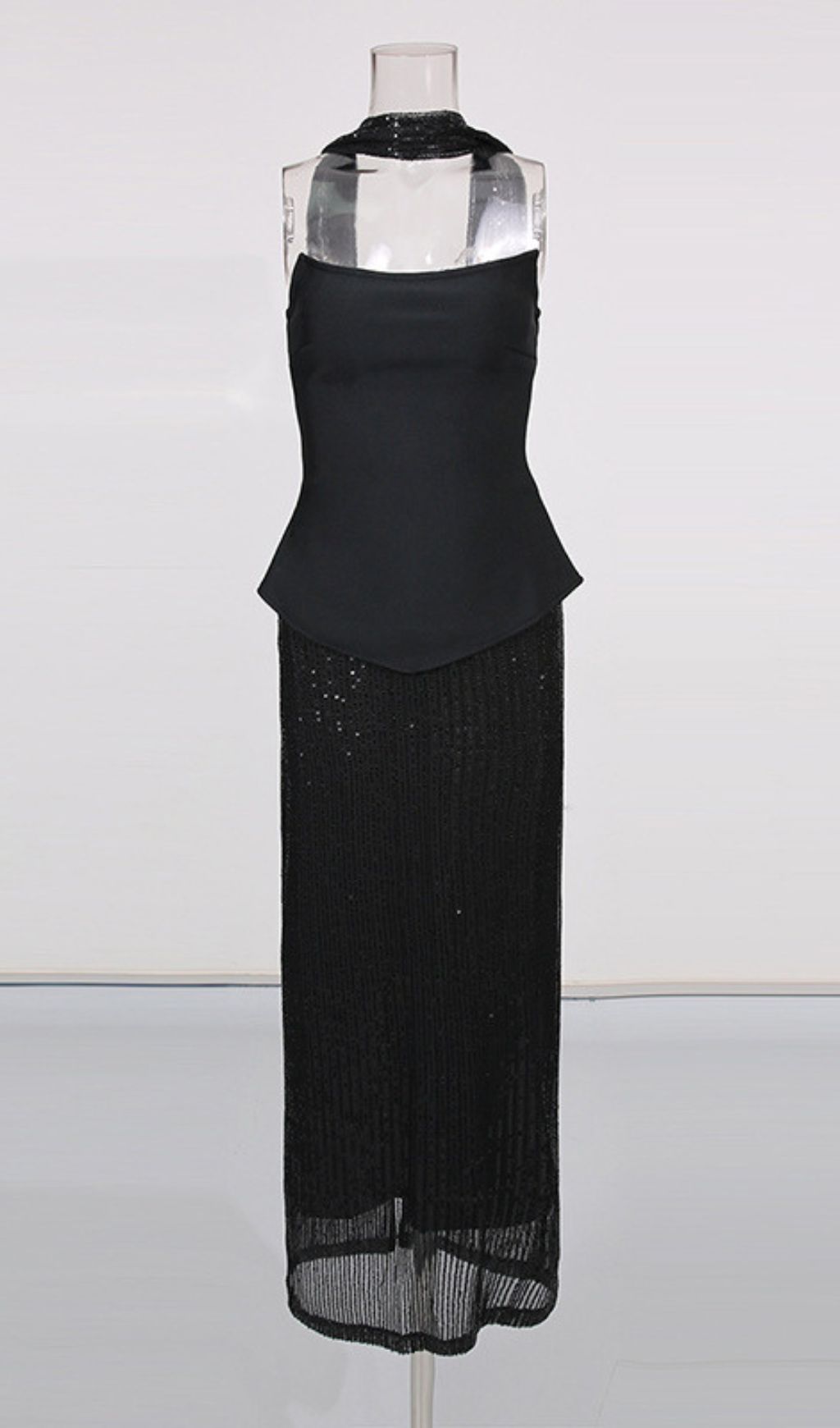25947dc65efada269f024a5dbb88a3b2.jpg Fashionslee Women Isadora Black Sequin Two-Piece Set