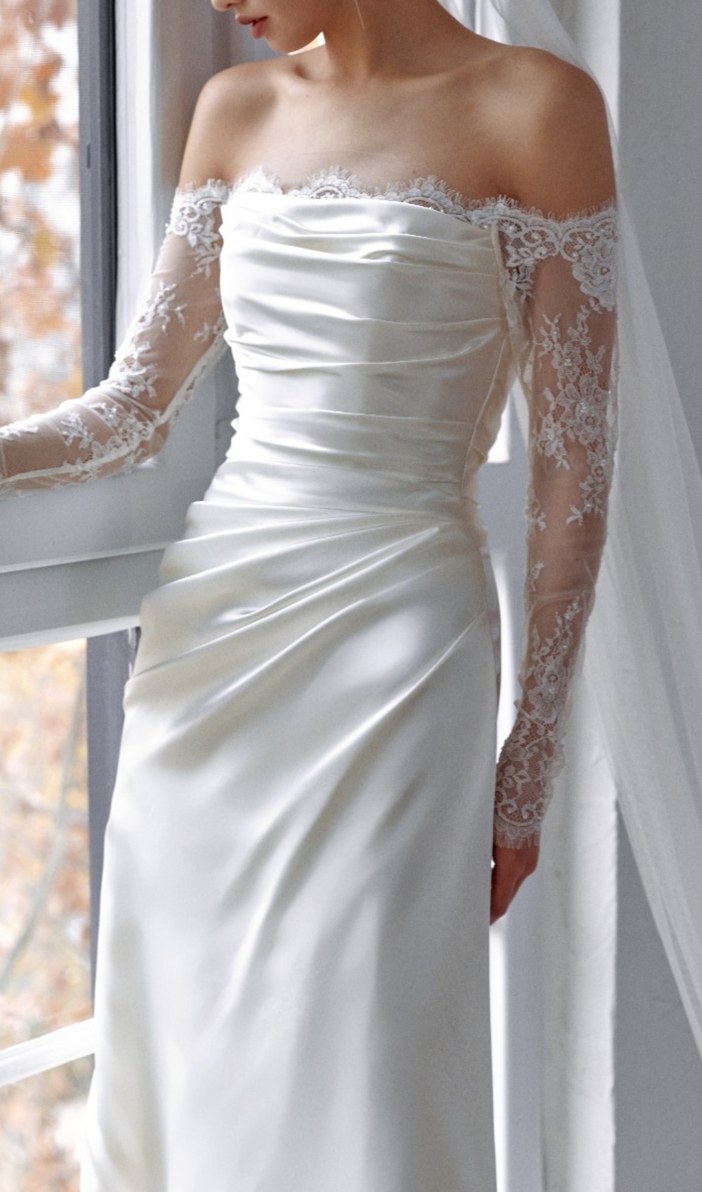 Fashionslee Women Colleen White Off Shoulder Lace Wedding Dress