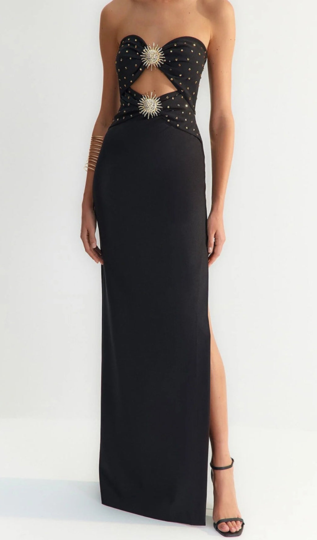 28b1083ea651e5e8cbc5ce2f80aec749.jpeg Fashionslee Women Annmarie Black Polka Column Maxi Dress
