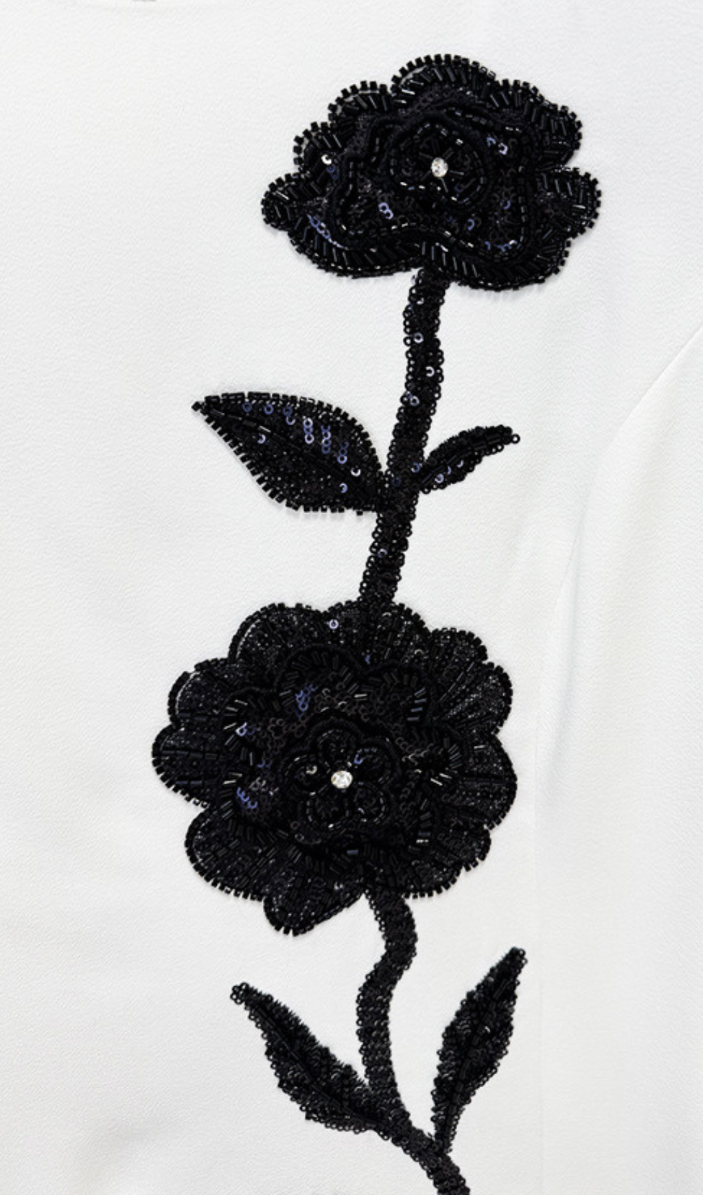 Fashionslee Women Gagenia White Flower Embellished Long Sleeve Gown