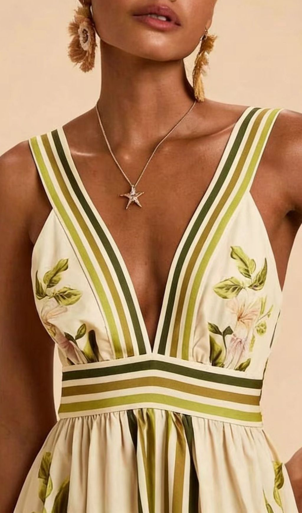 V-NECK FLORAL MAXI DRESS MUST-HAVE - OWNCI V-NECK FLORAL MAXI DRESS MUST-HAVE - OWNCI