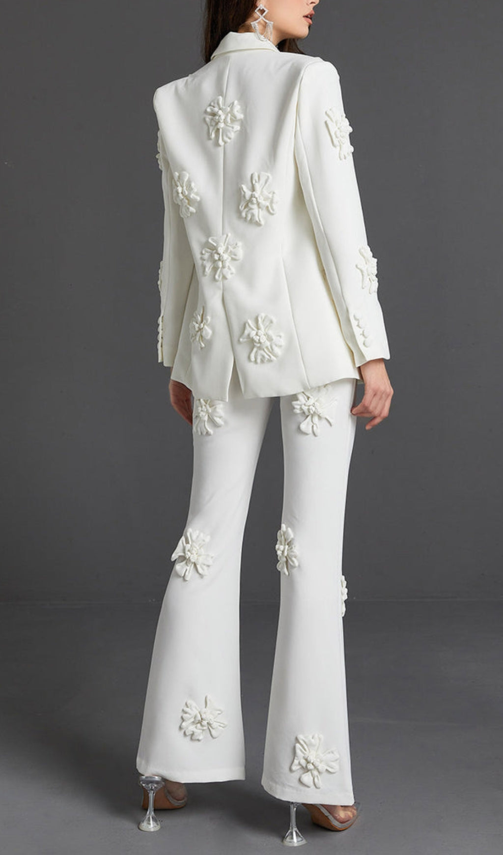 2b57f7db506c88bda4bf2975047d5aac.jpeg Fashionslee Women Acedia White Three Dimensional Floral Suit