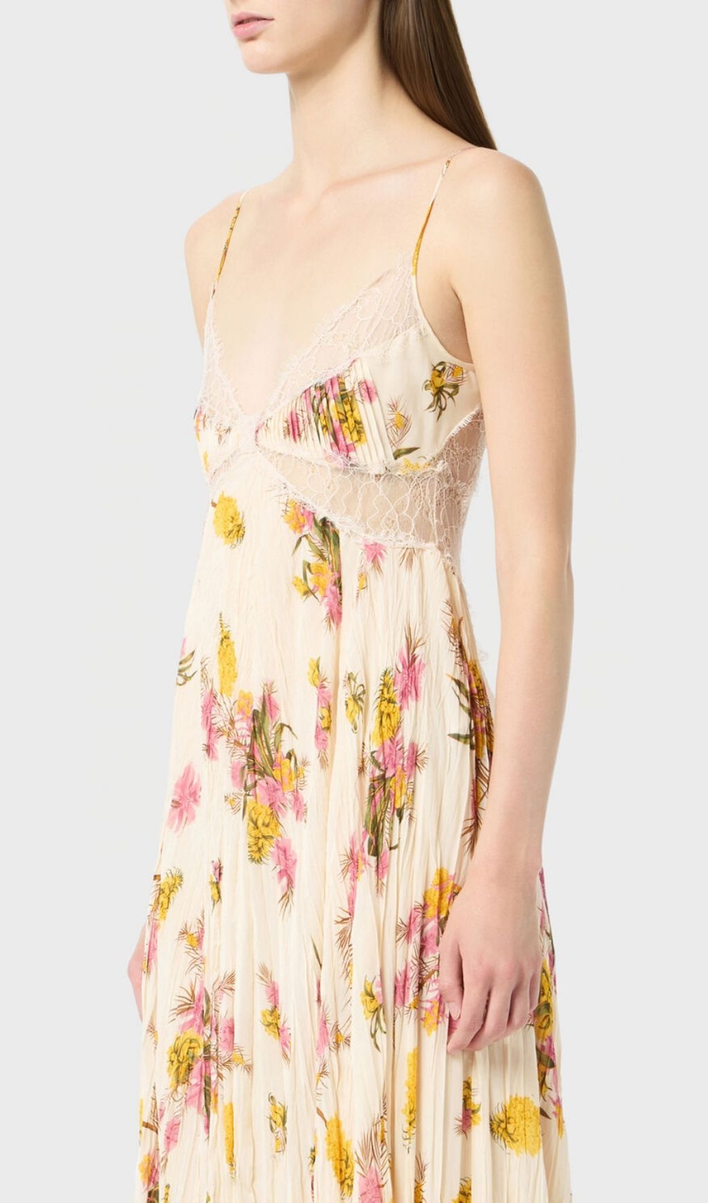 2c8a8078cce55f643beded1ef00bbe1b.jpg Fashionslee Women Khloe Lace Floral Pleated Maxi Dress