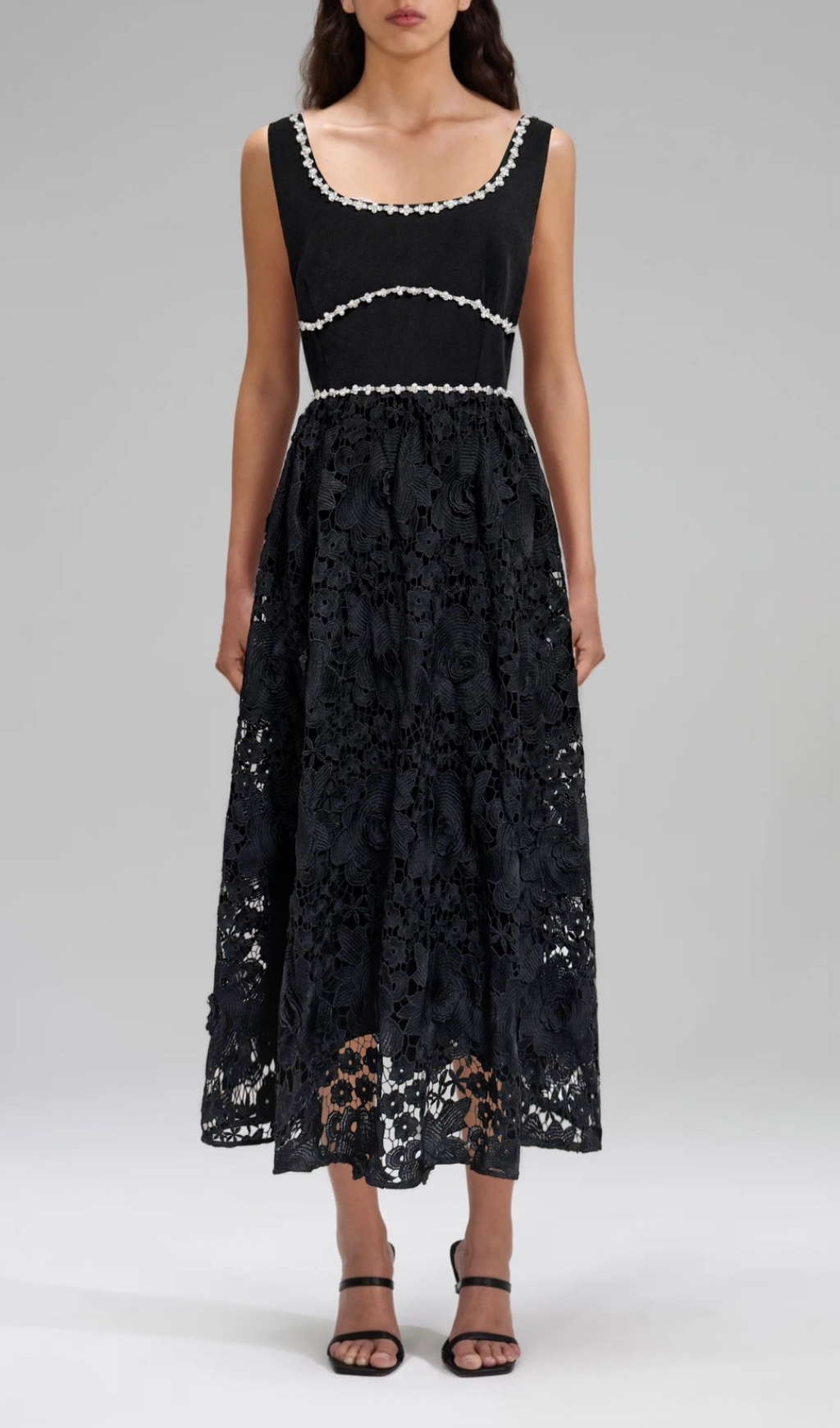 Fashionslee Women Earline Embellished Embroidery Midi Dress