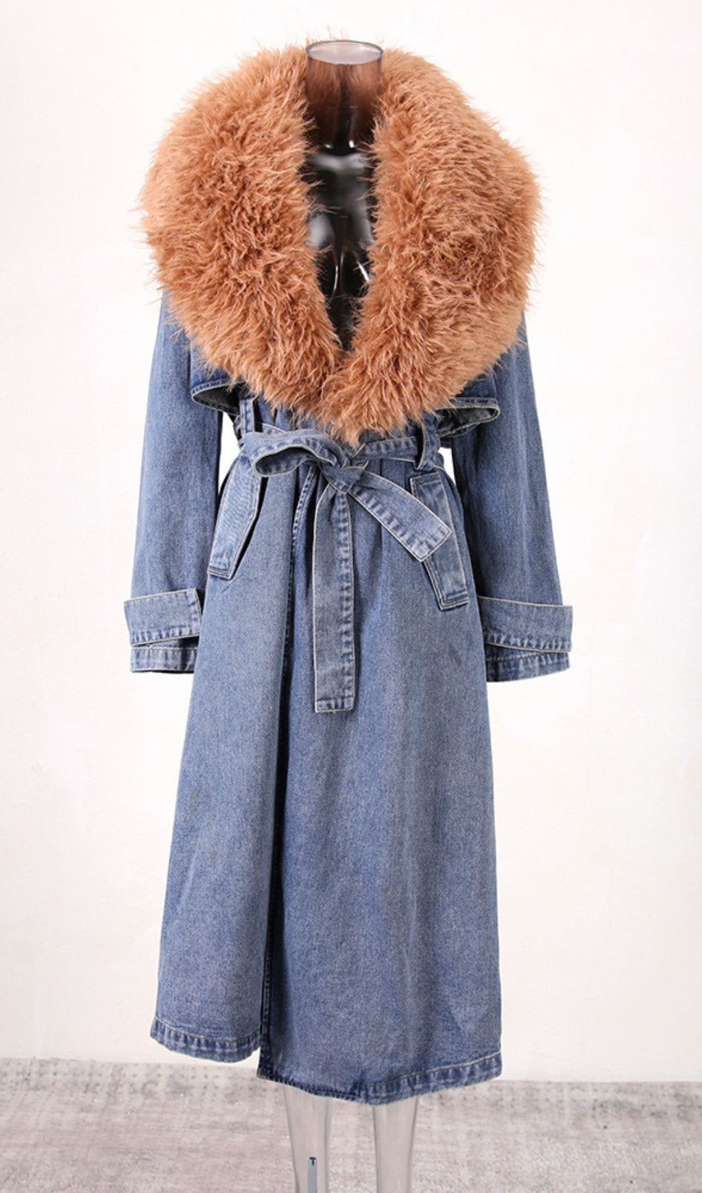VINTAGE DENIM COAT WITH FAUX FUR COLLAR - OWNCI VINTAGE DENIM COAT WITH FAUX FUR COLLAR - OWNCI