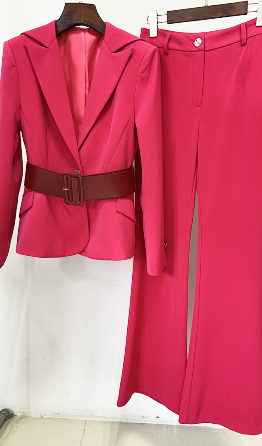 312f856d7475e51a383ed3aa108daeb8.jpg Fashionslee Women Callison Pink Blazer Trousers Set