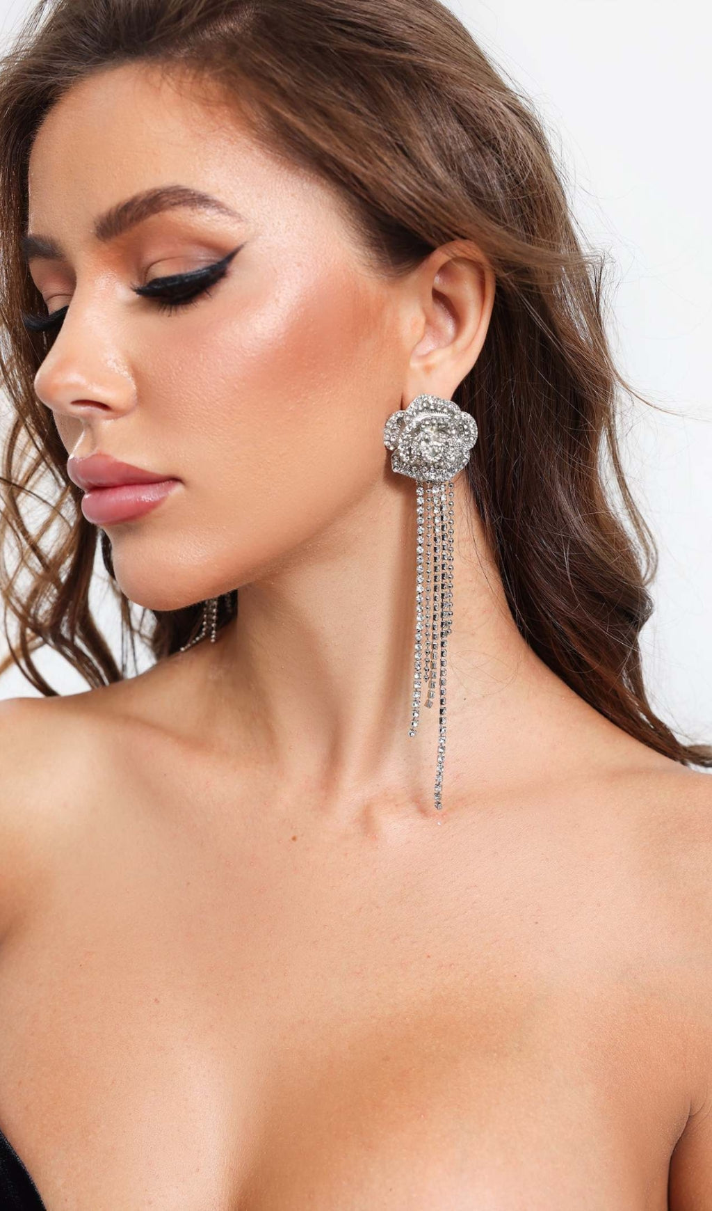 3185602ebebb9ee943c5a4d1cd200813.jpeg Fashionslee Women Arabelle Rose Tassel Earrings