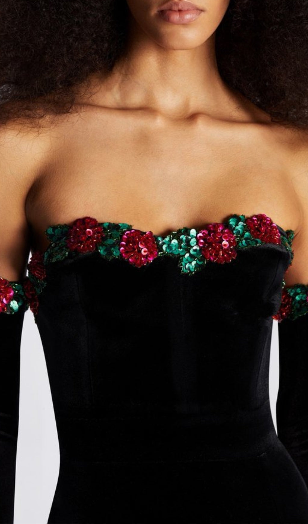 3208204412ec3a78bf23818b77da9e4f.jpeg Fashionslee Women Anomie Floral Detail Midi Velvet Dress