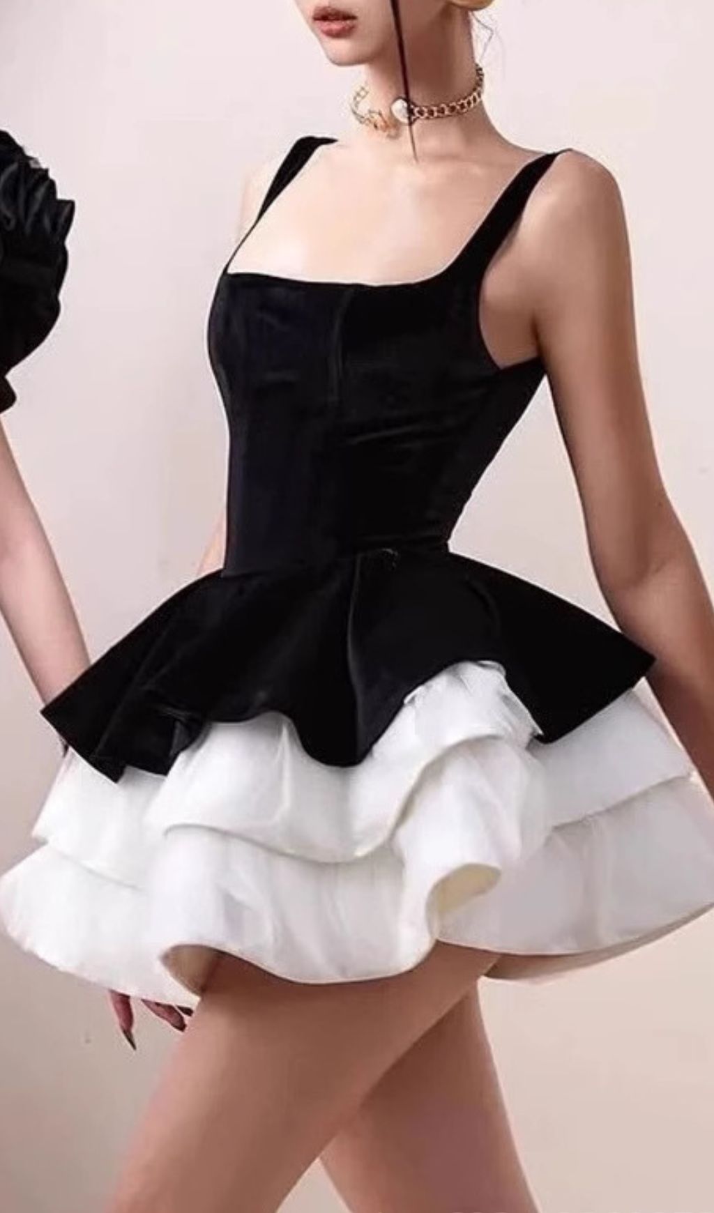 324c14f81cf43fed862626a806ced268.jpg Fashionslee Women Floyce Black White Patchwork Mini Dress