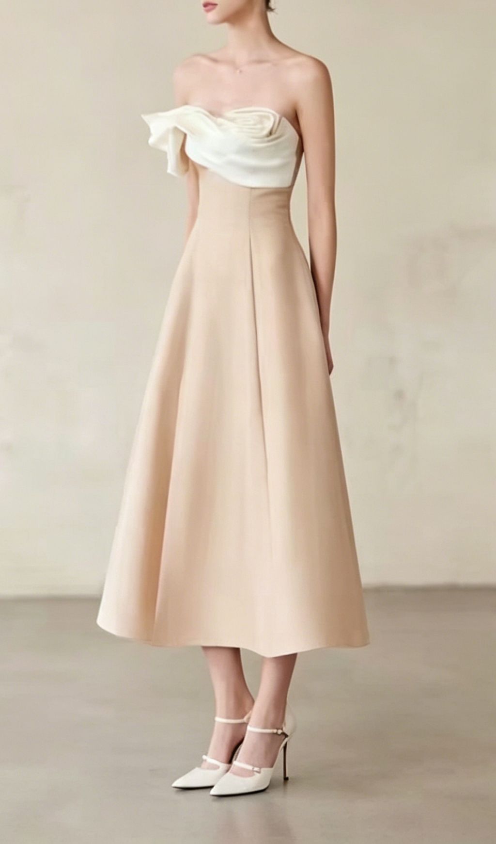 STRAPLESS FLOWER MIDI DRESS – TRENDING AESTHETIC - OWNCI