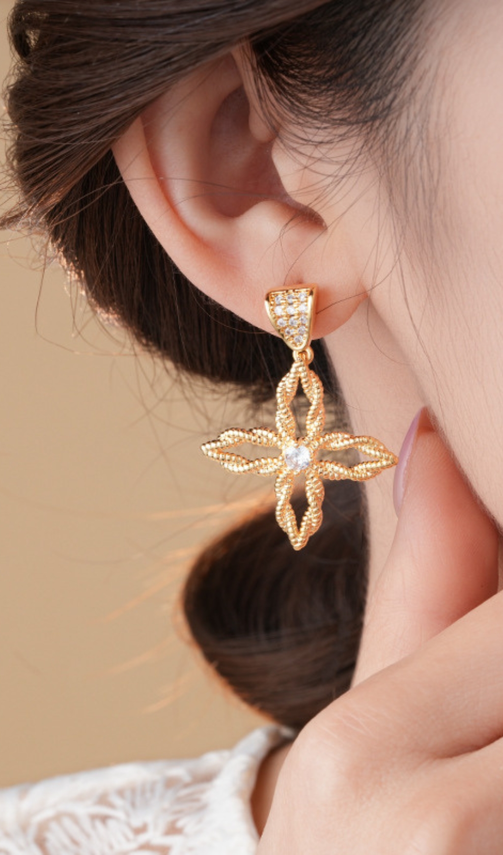 Fashionslee Women Del Gold Cross Flower Earrings
