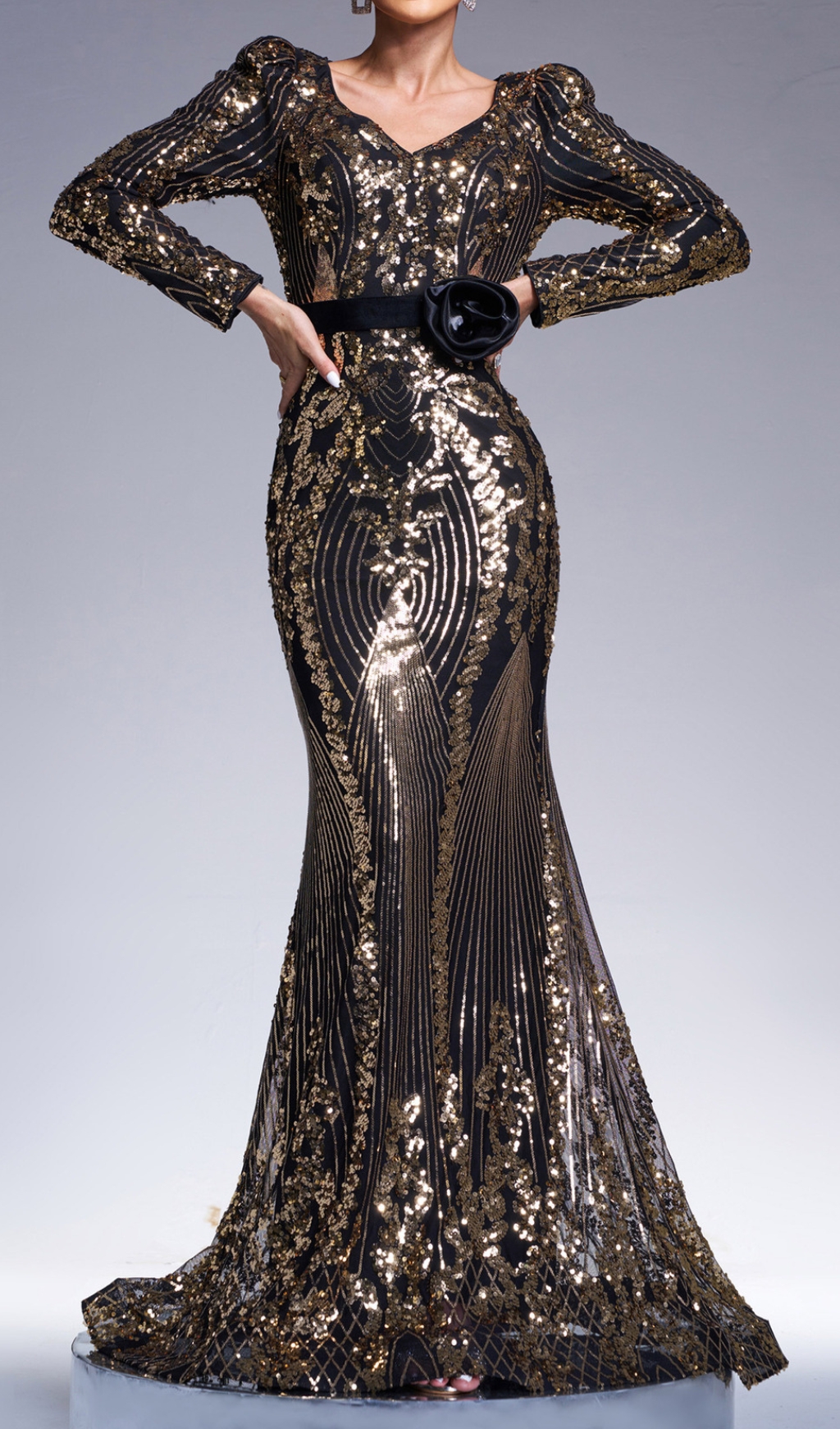 GOLD SEQUIN TRENDING MAXI DRESS - OWNCI GOLD SEQUIN TRENDING MAXI DRESS - OWNCI