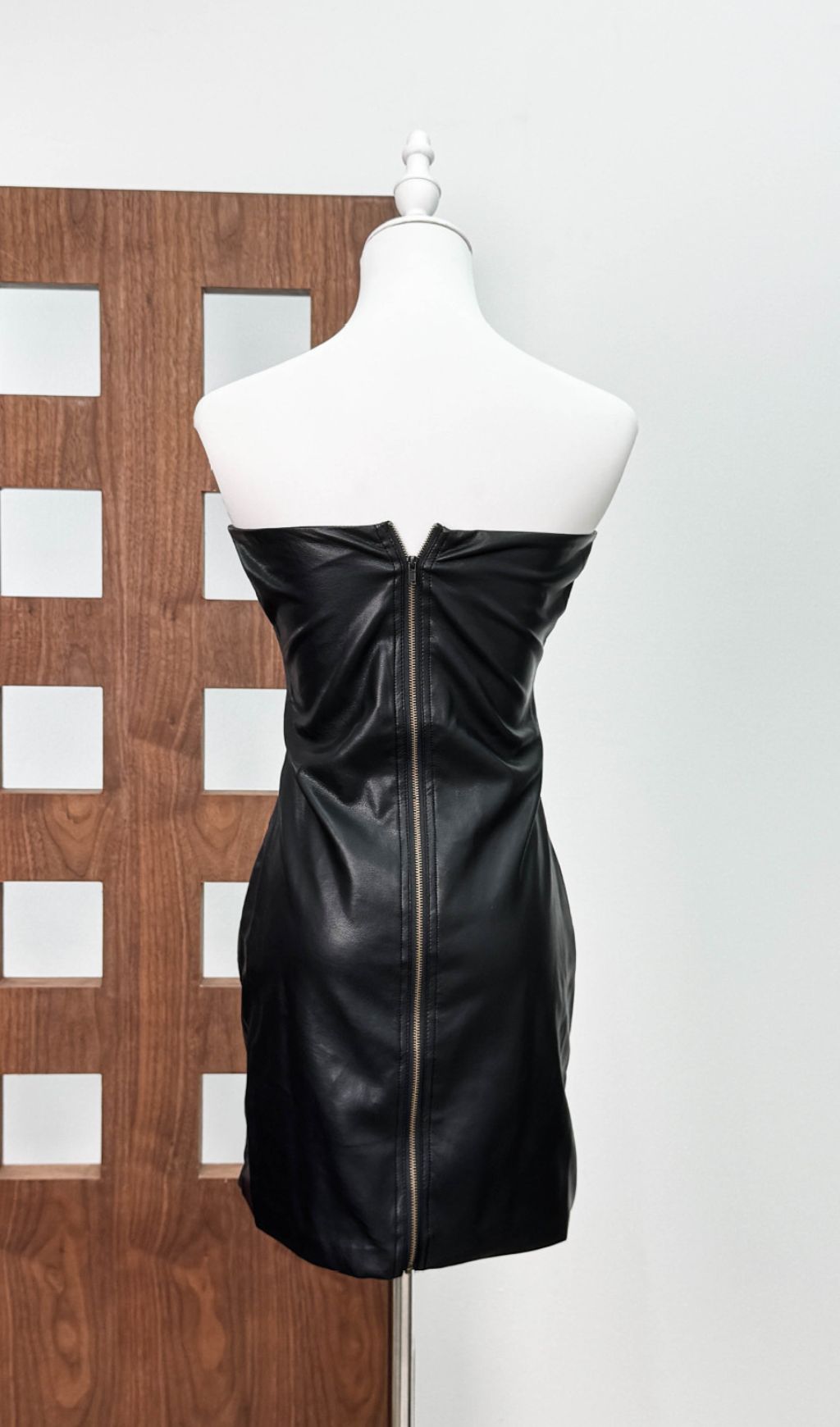Fashionslee Women Intan Strapless Faux Fur Mini Dress