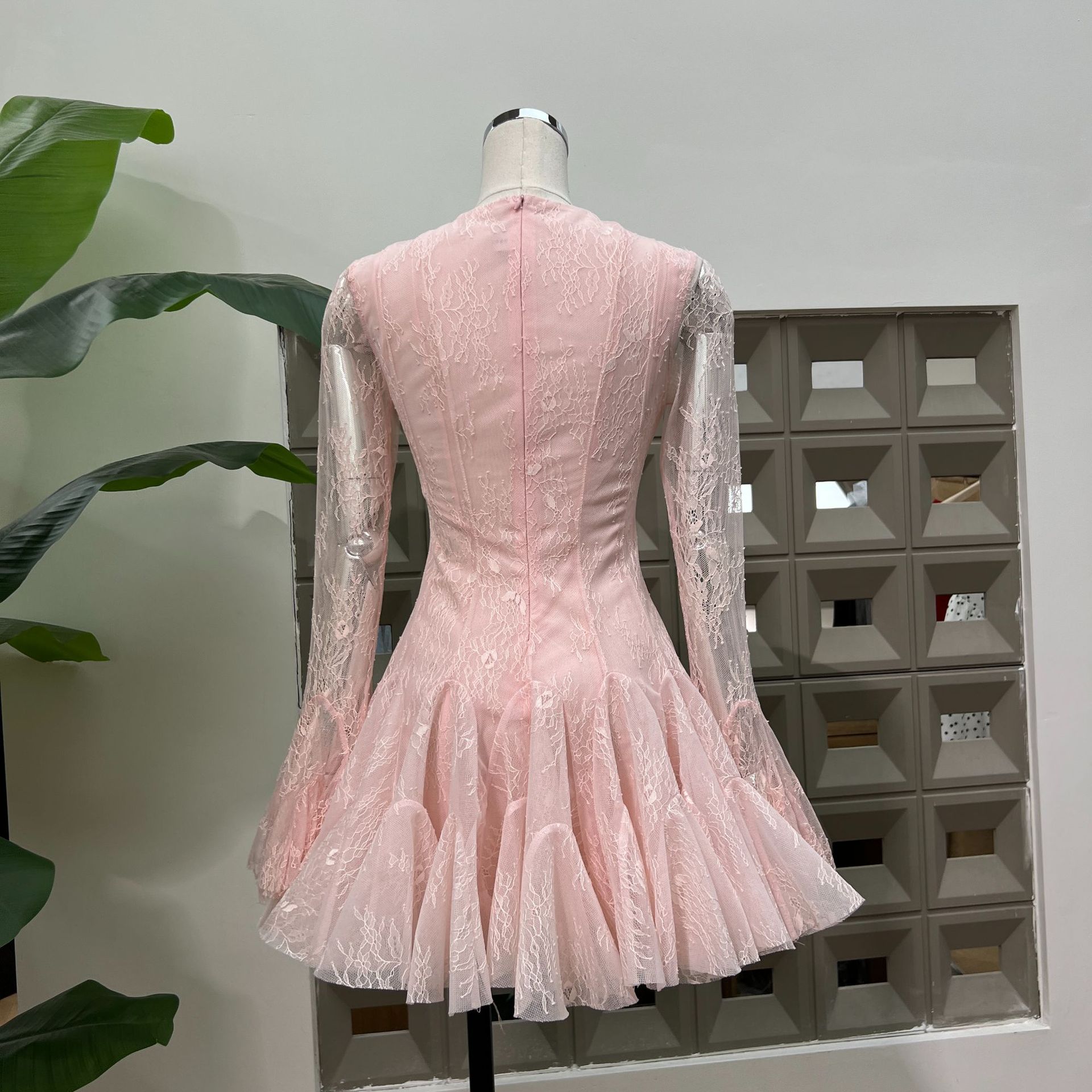 34801a1d09fd0dce7c7477e20468f75e.jpg Fashionslee Women Ina Long Sleeve Lace Mini Dress