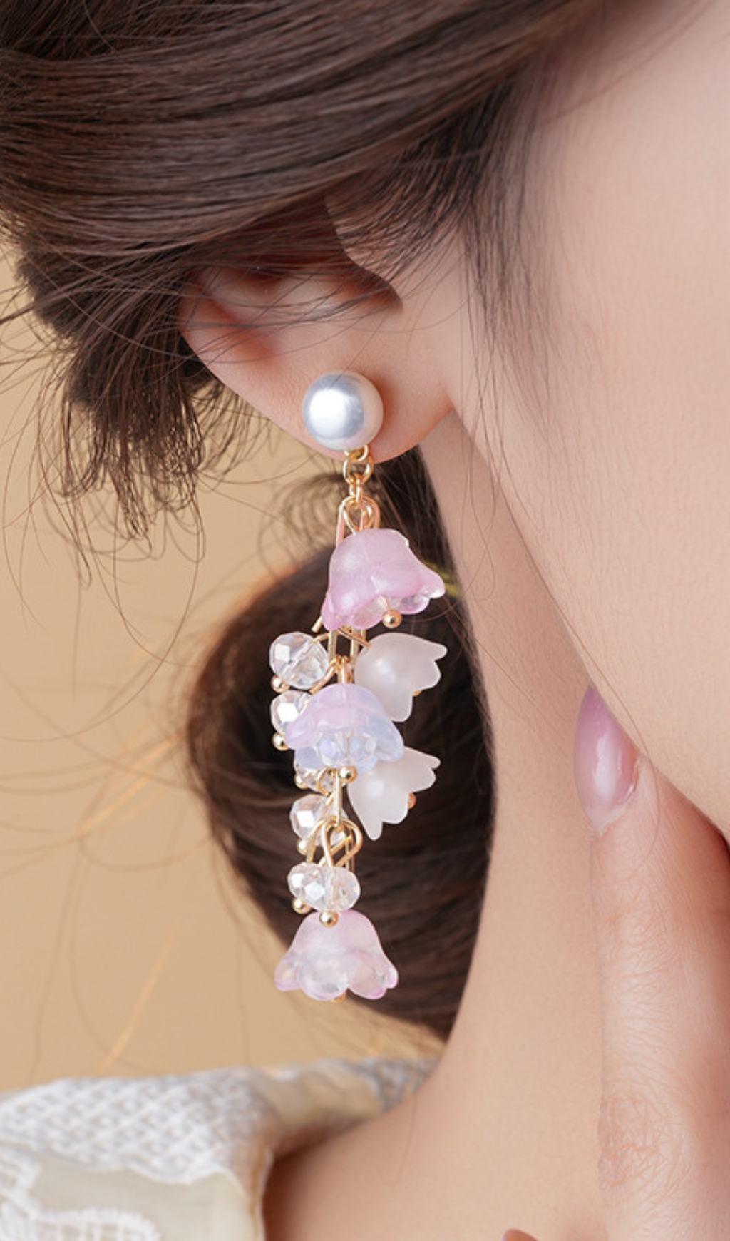 34dd430106417e1427cccf53748017c4.jpg Fashionslee Women Desi Pearl Flower Earrings