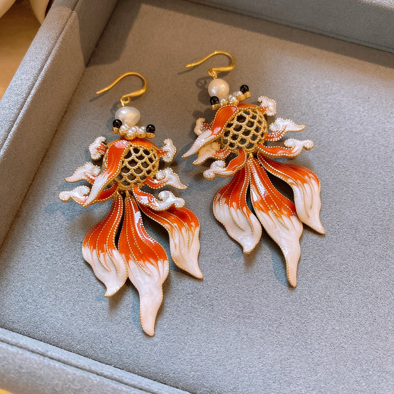 3afbc608e25be8cd7d41ff1314dba44d.jpg Fashionslee Women Denis Koi Earrings