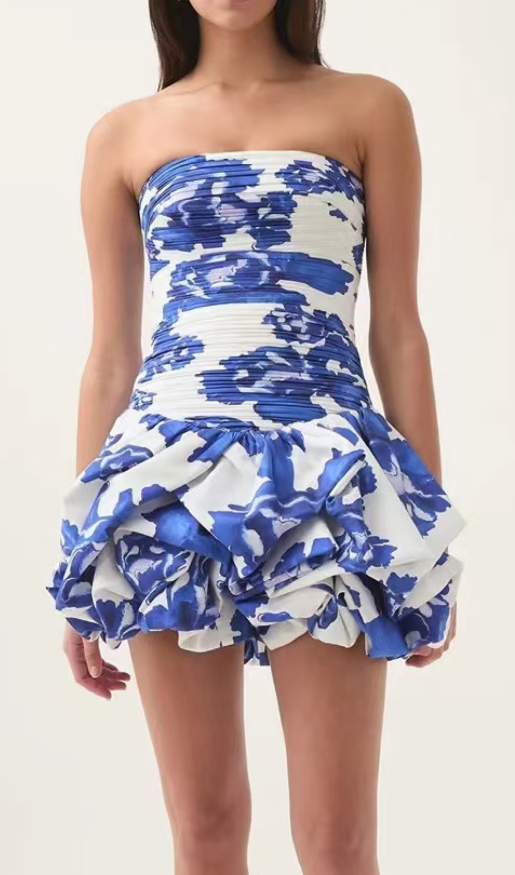 3b3ad8571f0741f6cb9fe6e2abf64945.jpg Fashionslee Women Ellen Strapless Printed Mini Dress