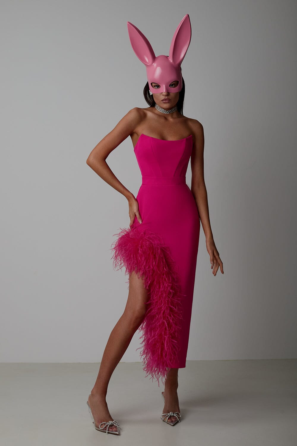 Fashionslee Women Feather High-Low Dress In Pink