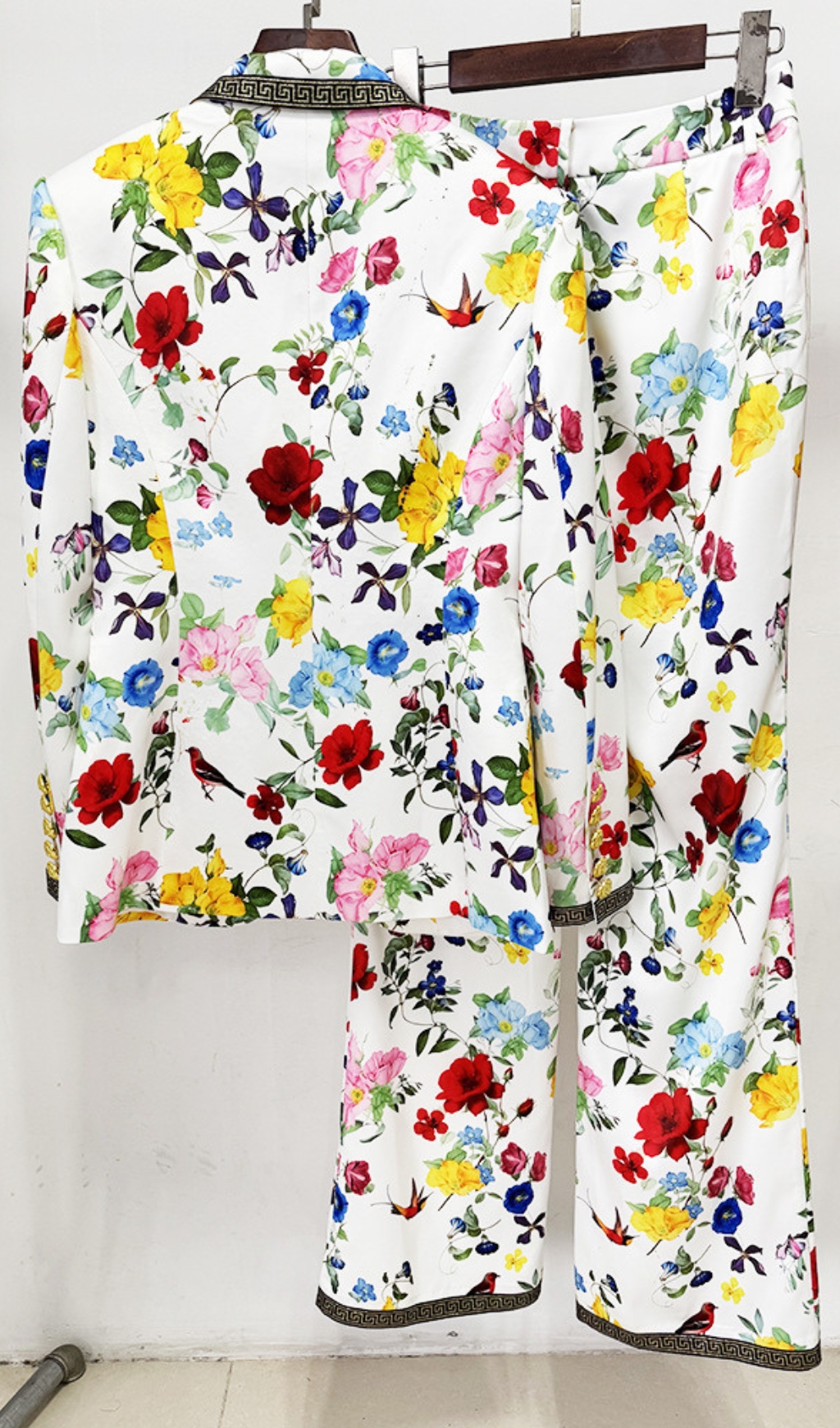 3b8922f58d79bd2849a059f5433ea017.jpg Fashionslee Women Dera Floral Printed Blazer & Pants Set