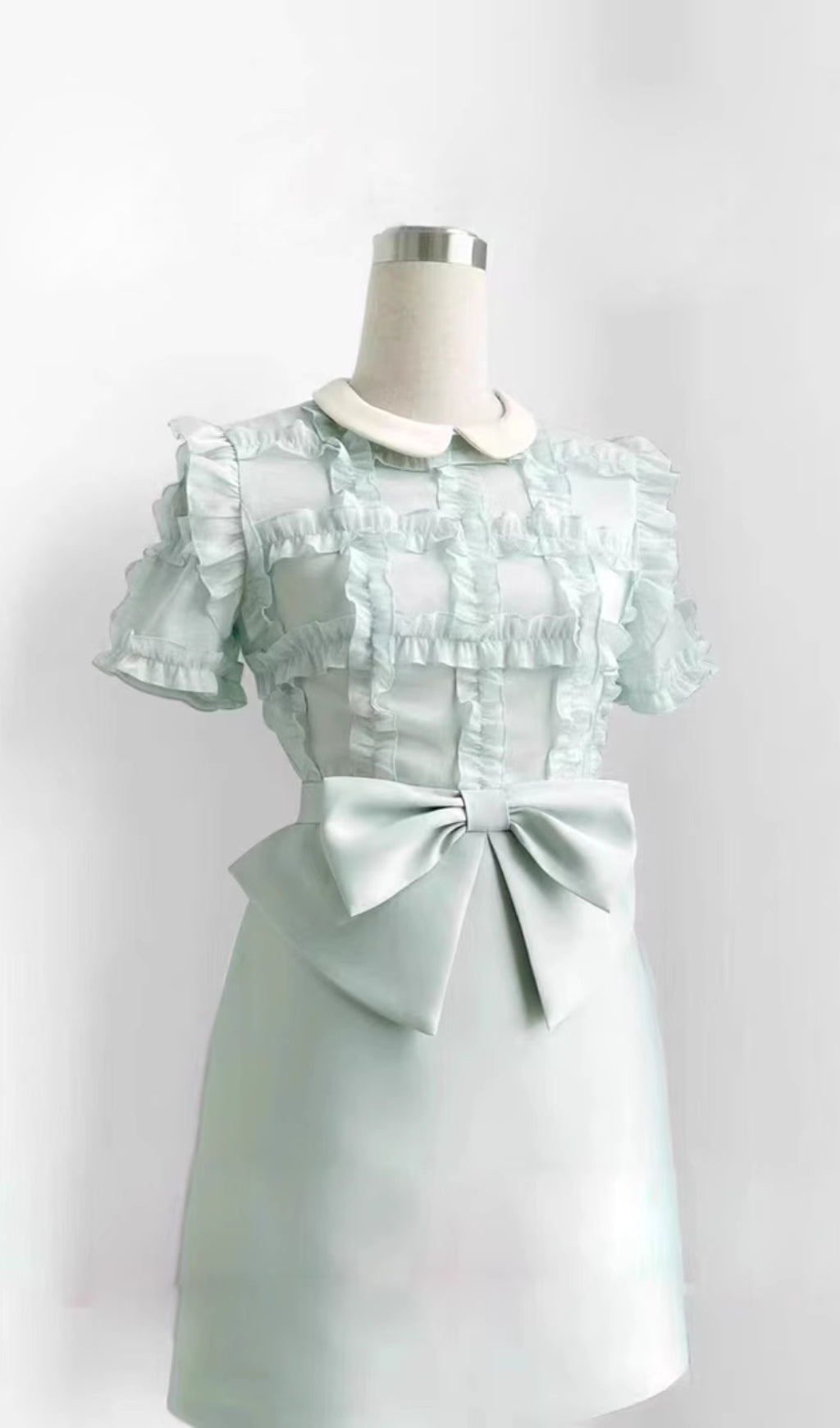 3d4da1809a3748b16a2644bf00c9b1fa.jpeg Fashionslee Women Bow Ruffle Mini Dress With Collar