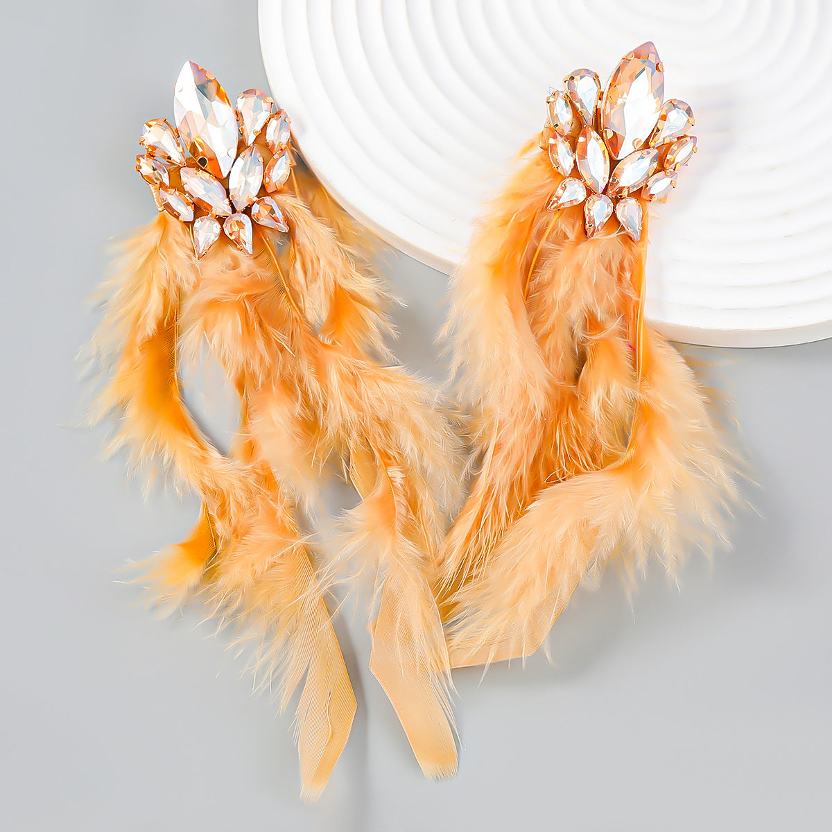 3e63cb5b7181928b667b99898cc171c3.jpeg Fashionslee Women Rhinestone Feather Earrings