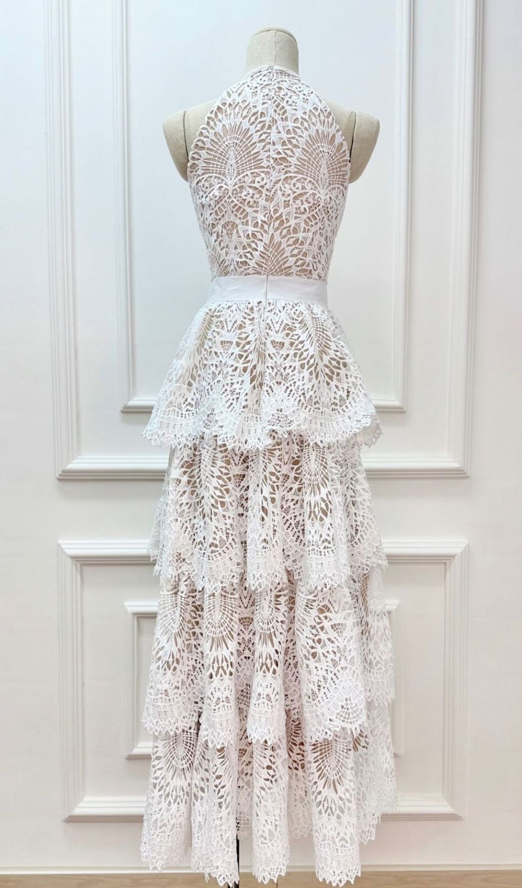 3e7688380c5a2781a1321ab3d0d0ae77.jpg Fashionslee Women Kaylana Halter Embroidery Layered Maxi Dress