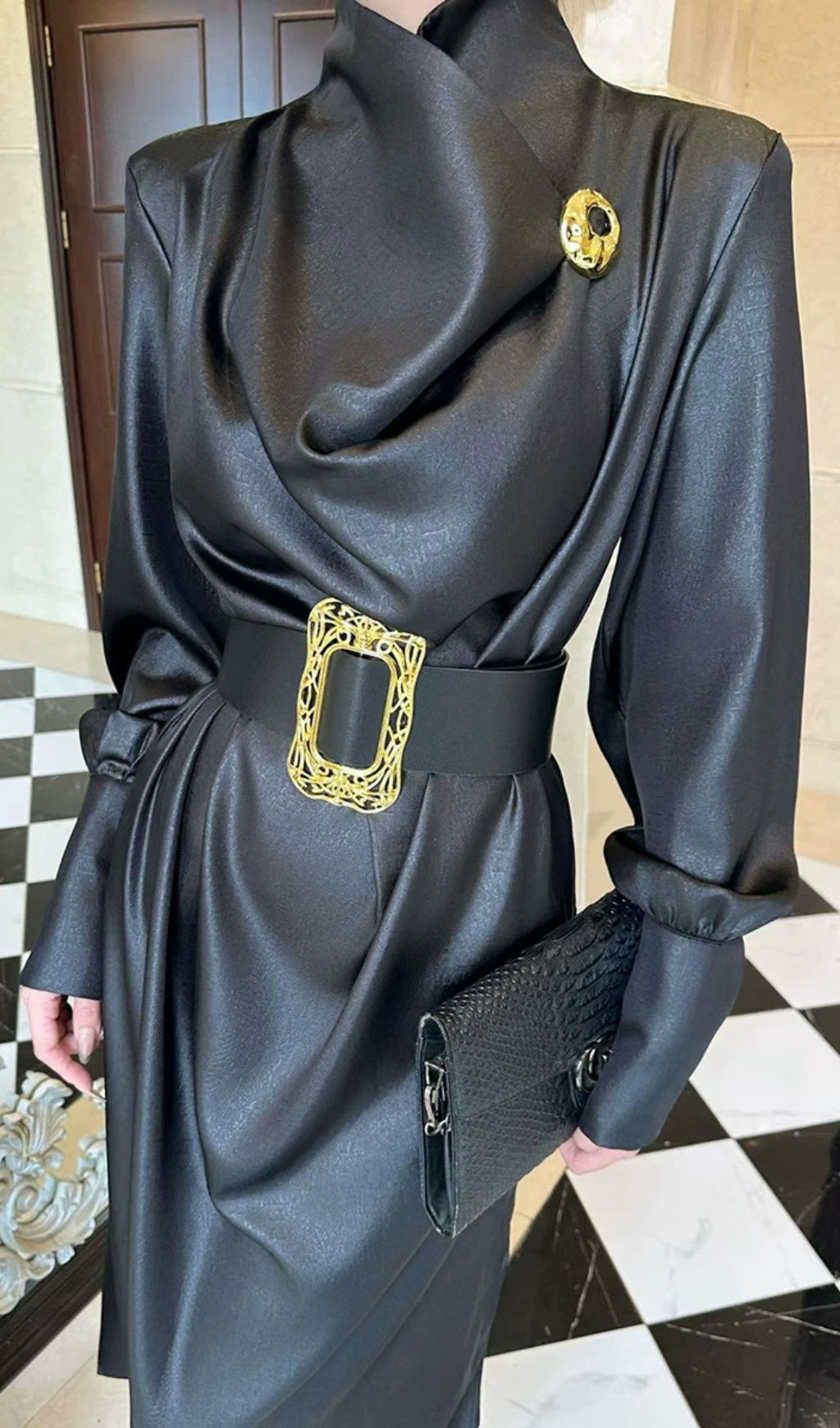 Fashionslee Women Imad Black Long Sleeve Belt Maxi Dress