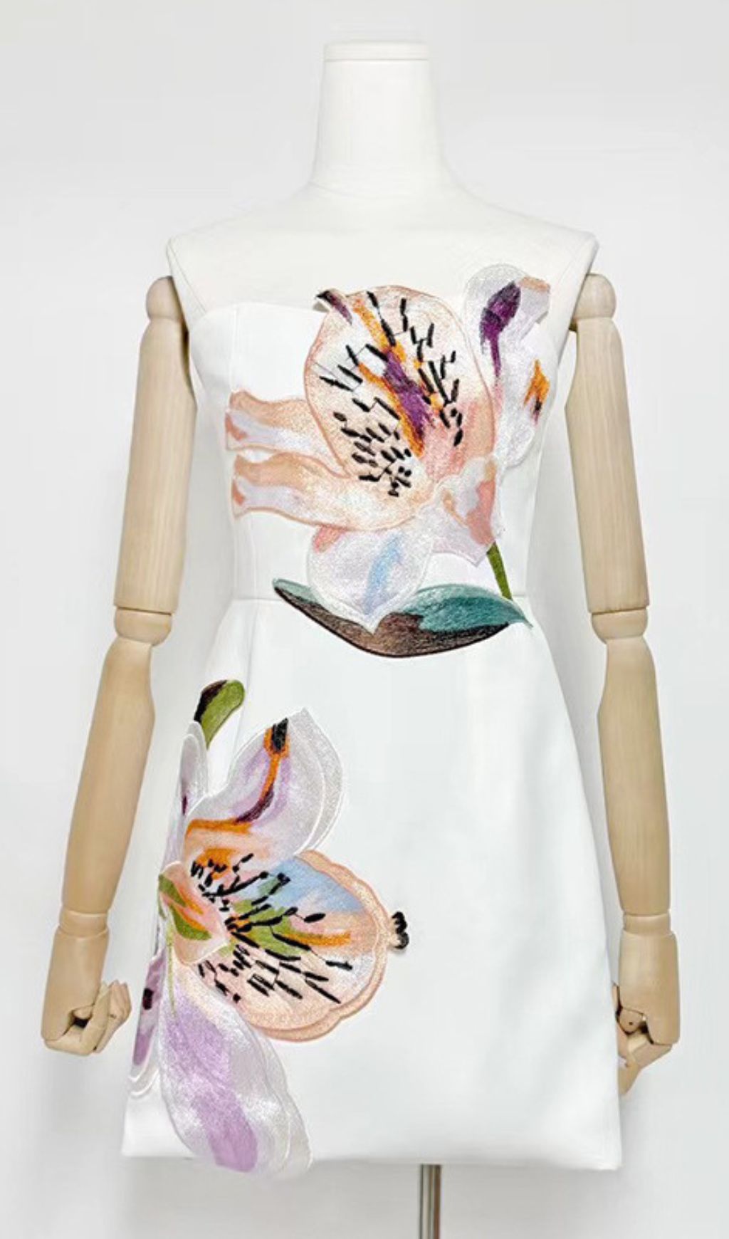 3f8343f20ed5603a5bec75760f0c4a34.jpg Fashionslee Women Huy White Strapless Flower Mini Dress