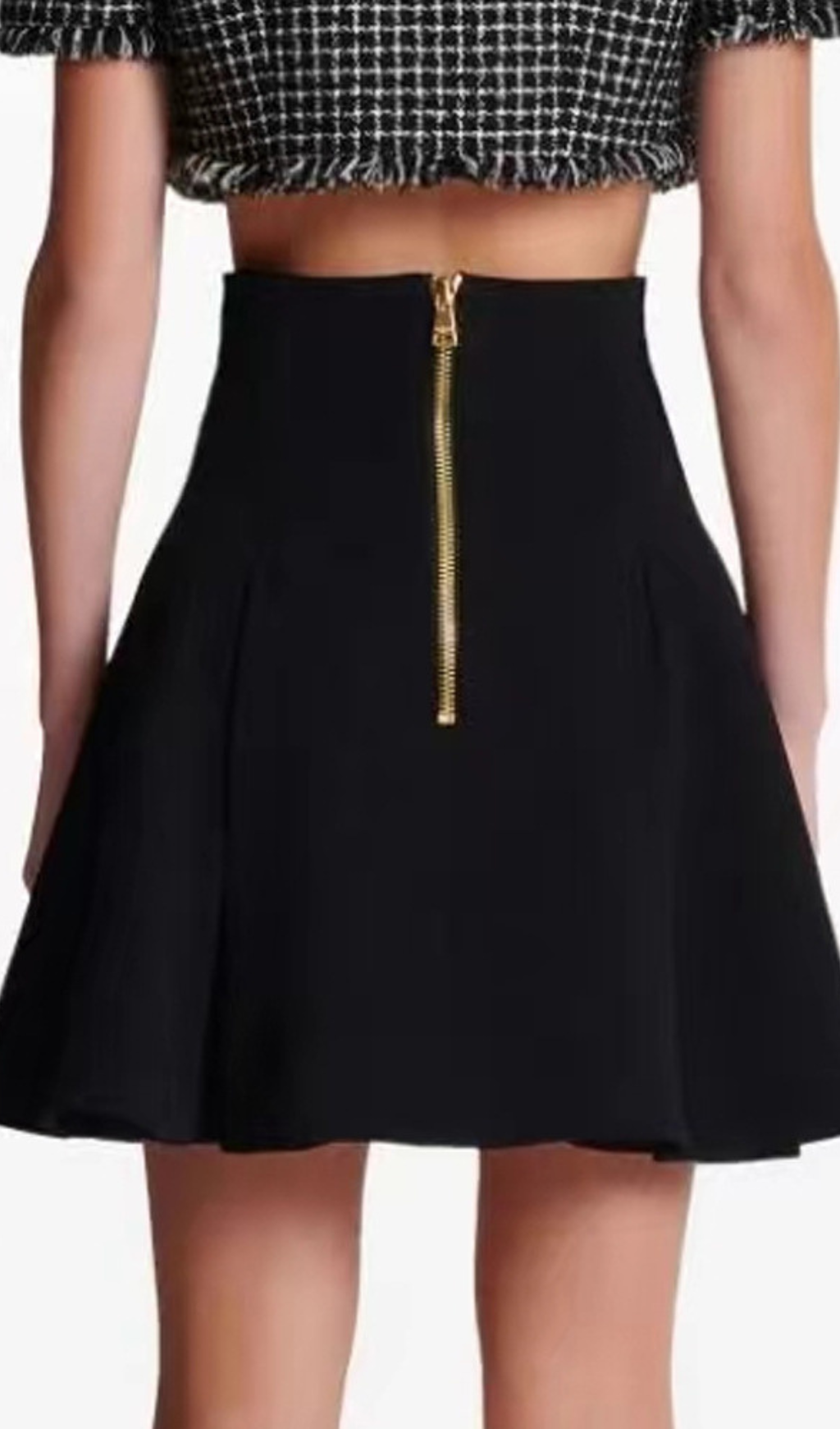 3fb600377af3ab5bdab854ba82cde0ab.png Fashionslee Women Hedda Black Button Mini Skirt