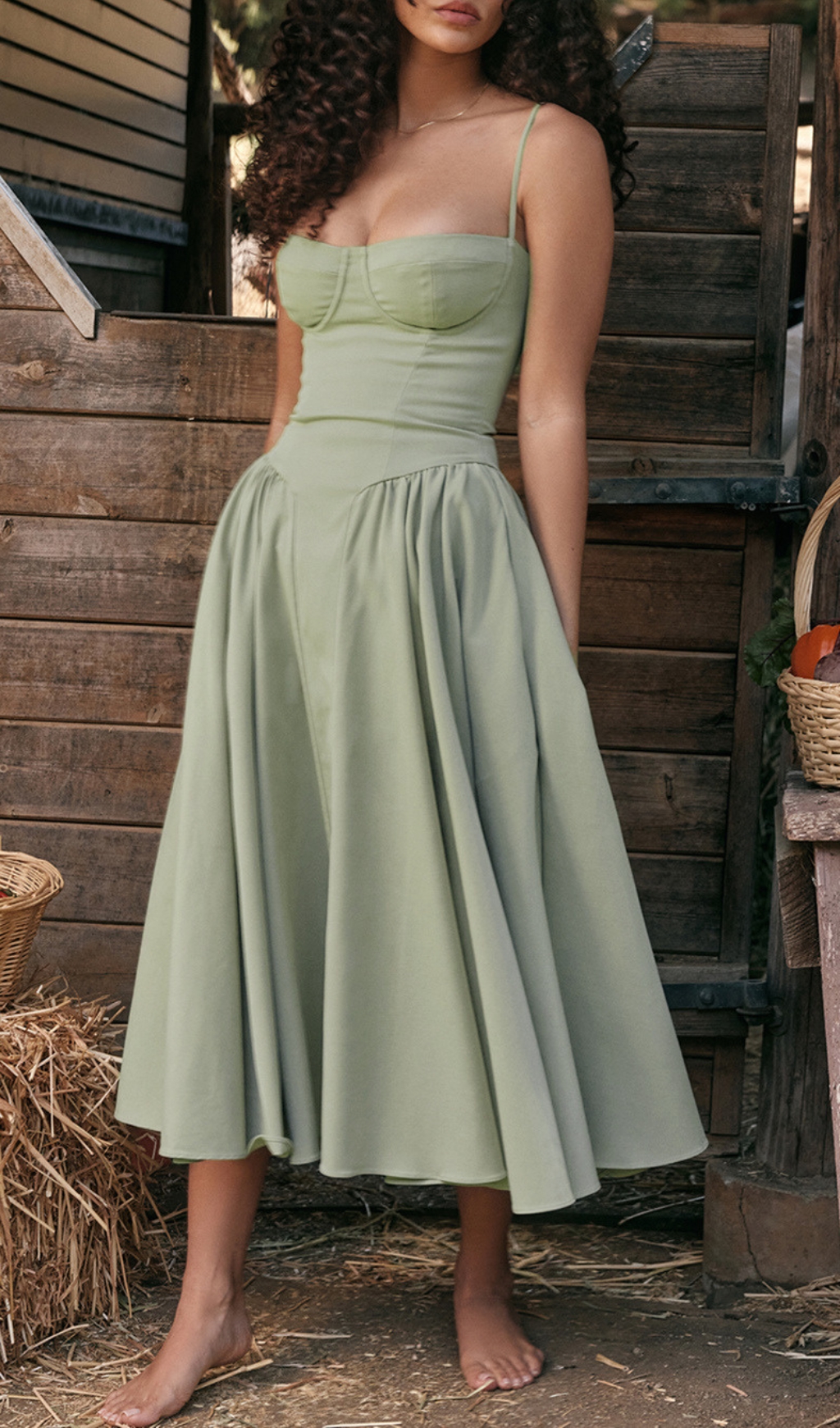 403104a0be2eb5213a2882ae7f5ce59d.jpg Fashionslee Women Dextra Green Strappy Midi Dress