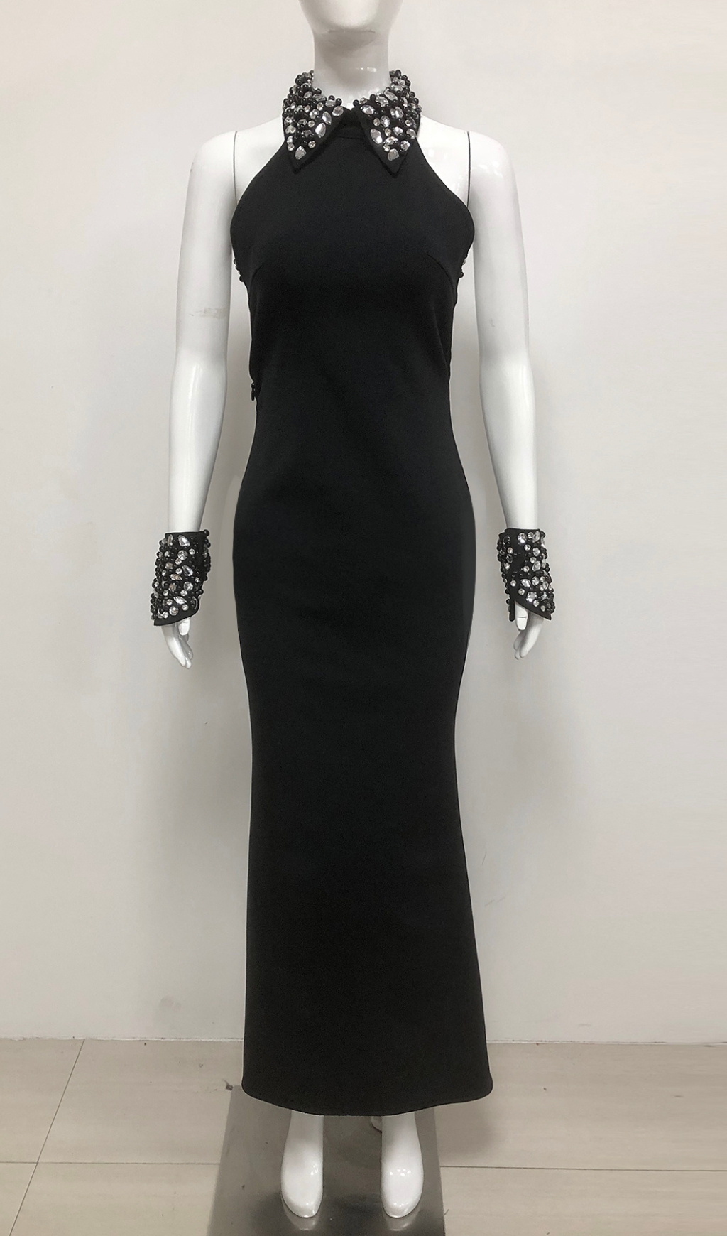 40c3b3e3416be8af4452819f90c97751.jpg Fashionslee Women Elinor Black Diamond Halter Maxi Dress