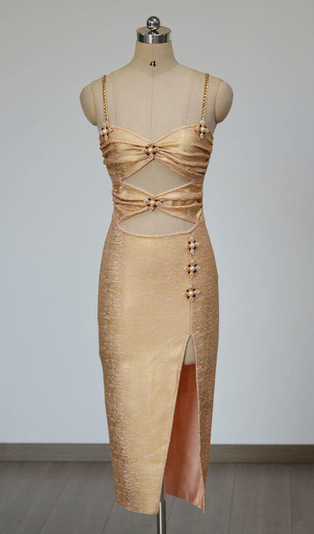 42fc6da191da0f6557b4430743a7fa51.jpg Fashionslee Women Ivie Gold Cutout Embellished Midi Dress