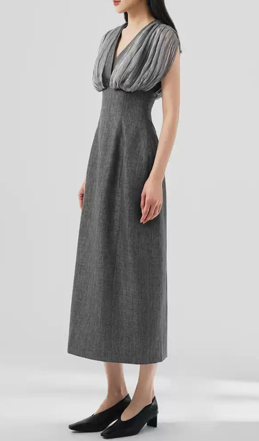 432cace0ecd5bd0021bac8e5ed9d952a.jpg Fashionslee Women Galina Grey V-Neck Midi Dress