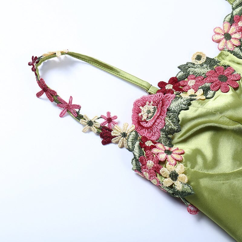 43486b2060e38bcac291a31739f65086.jpeg Fashionslee Women Floral Strap Satin Dress