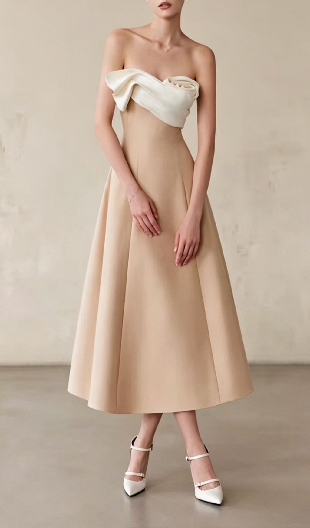 STRAPLESS FLOWER MIDI DRESS – TRENDING AESTHETIC - OWNCI