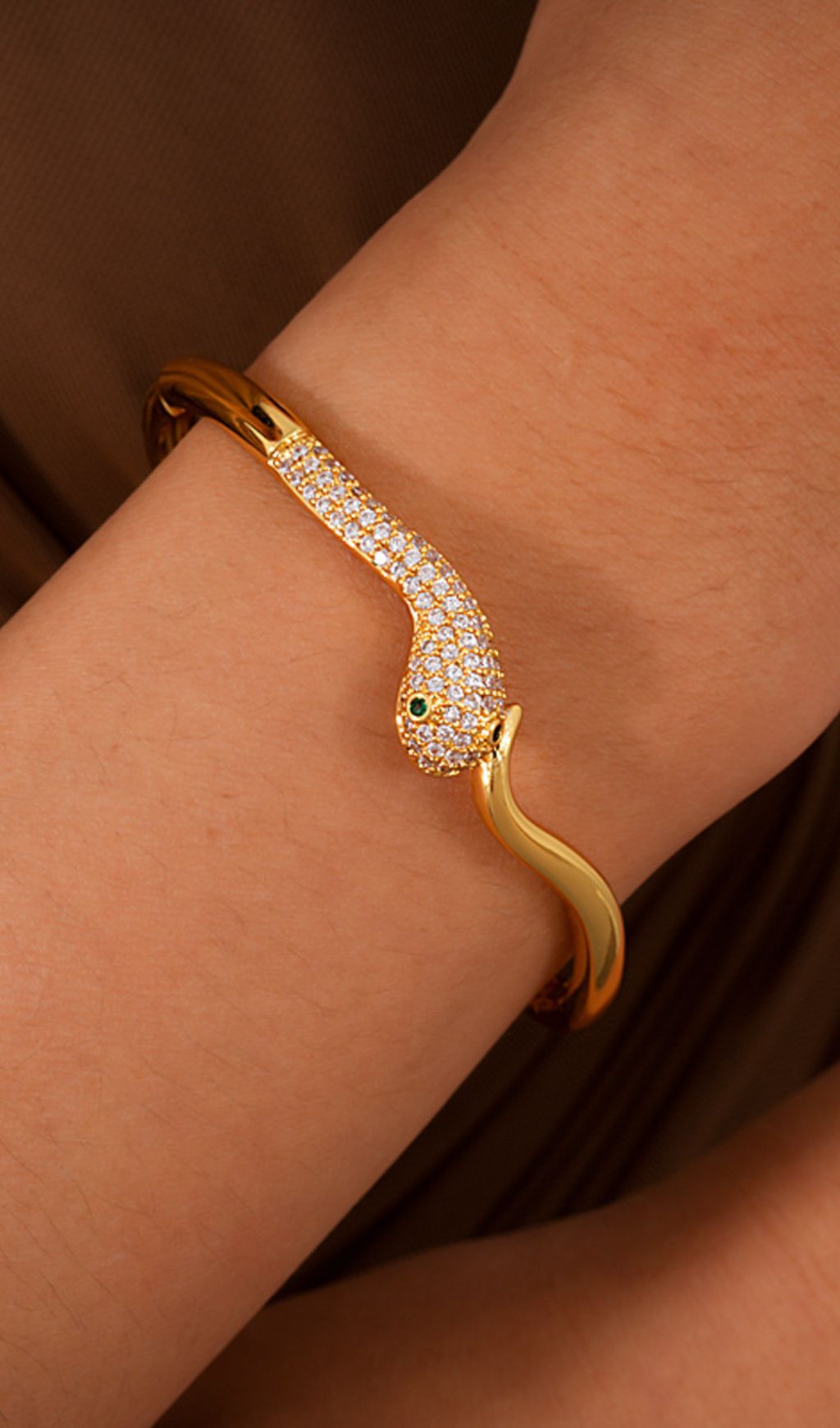 44389541e5fd44918134f4c5e5fa357f.jpg Fashionslee Women Jonilde Snake-Shaped Bracelet