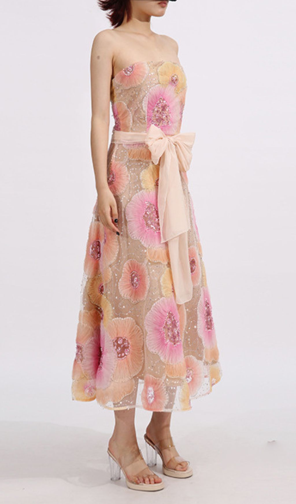 4540593506cf8f05c92cb6c38ce2772a.jpg Fashionslee Women Elowyn Strapless Flower Sequin Embellished Midi Dress