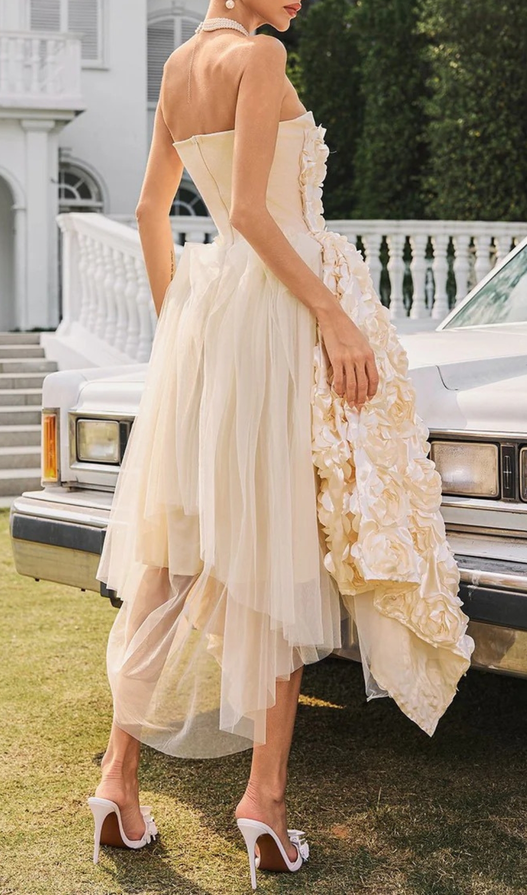 Fashionslee Women Nyviera Strapless Flower Midi Dress