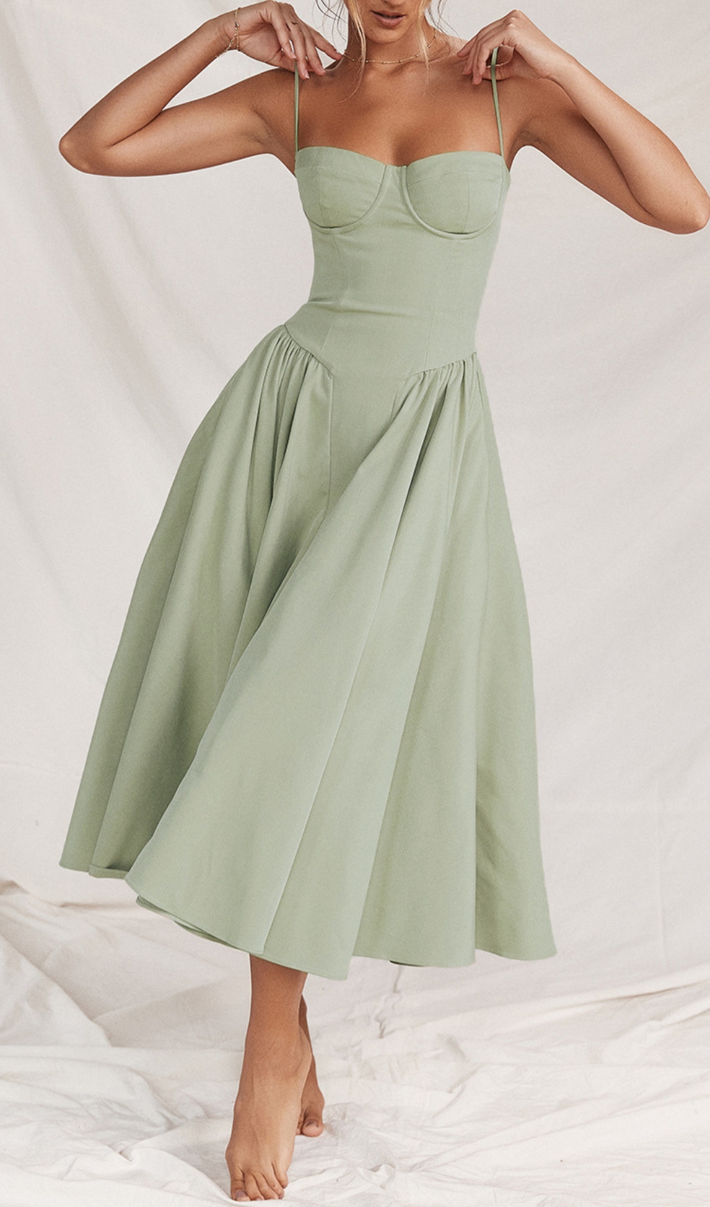47e1fad23a0cbdba9360a6f65a46ef72.jpg Fashionslee Women Dextra Green Strappy Midi Dress