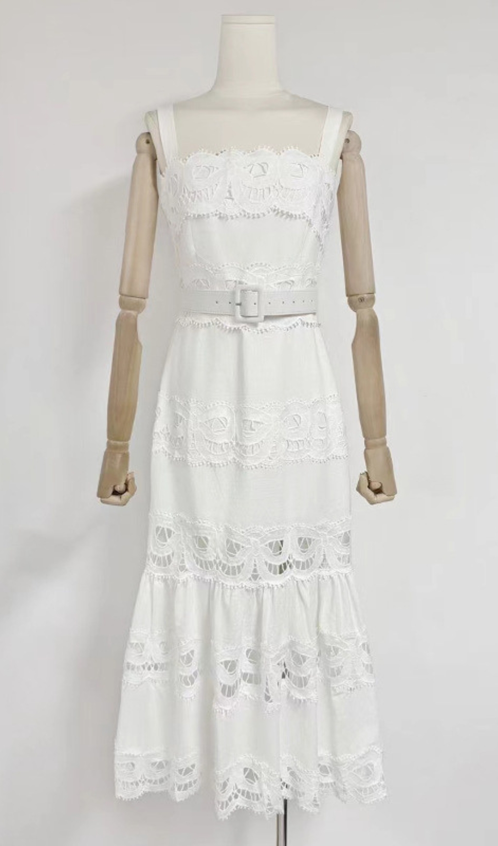 48fbc457de42bacc55693f2877d8dfdb.jpg Fashionslee Women Everly White Embroidery Belt Midi Dress