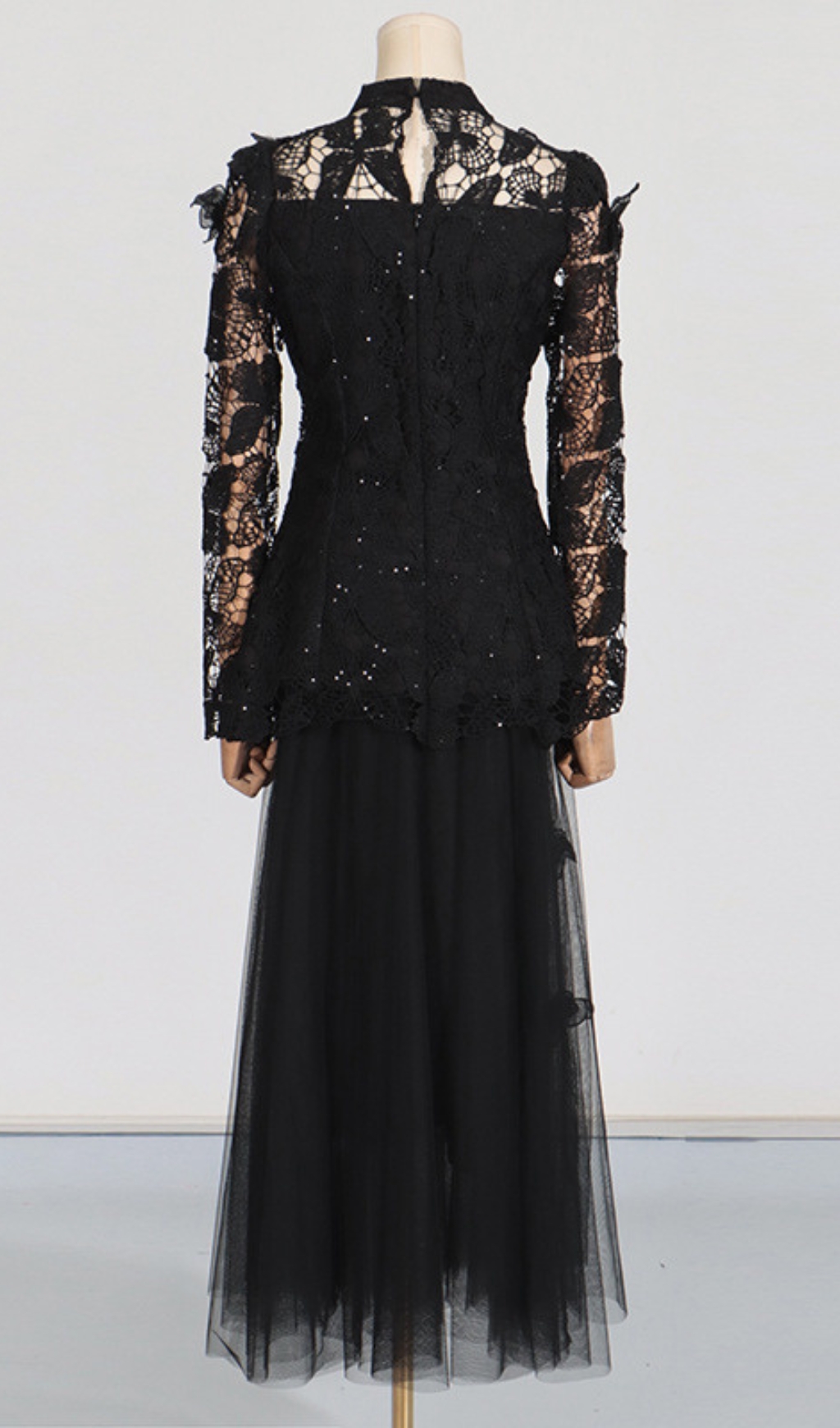 49947337d50e20c3320d16a23c8b2f1e.jpg Fashionslee Women Ceyla Flower Embroidery Mesh Skirt Set