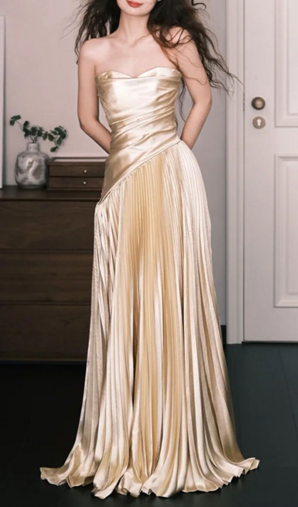 GOLD STRAPLESS PLEATED MAXI DRESS – VIRAL WEDDING GUEST AESTHETIC - OWNCI GOLD STRAPLESS PLEATED MAXI DRESS – VIRAL WEDDING GUEST AESTHETIC - OWNCI