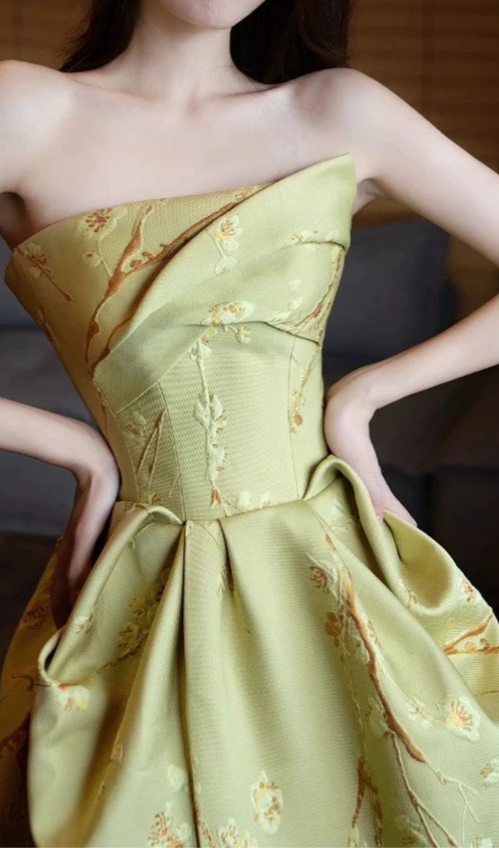 FLORAL STRAPLESS MAXI DRESS – VIRAL MUST-HAVE - OWNCI FLORAL STRAPLESS MAXI DRESS – VIRAL MUST-HAVE - OWNCI