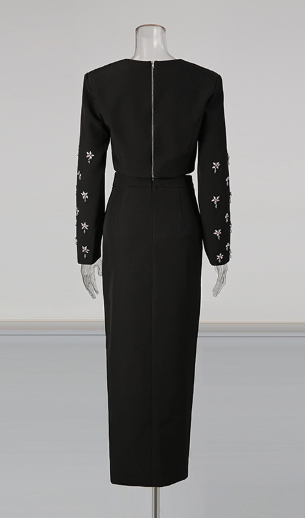 4bc5861b70ea4d7157a43262f5ffc09c.png Fashionslee Women Ghadir Black Crystal Embellished Two-Piece Set
