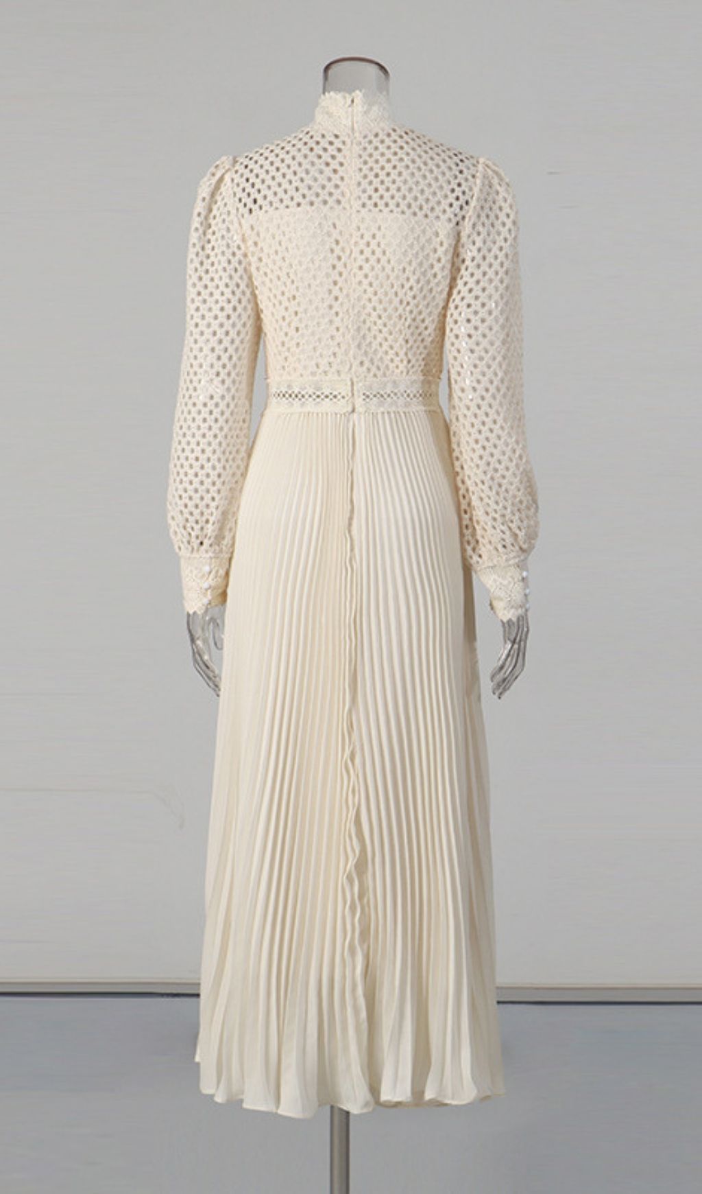 4d2445d4d928fa22afe37677f5947a6c.jpg Fashionslee Women Kally Long Sleeve Pleated Midi Dress