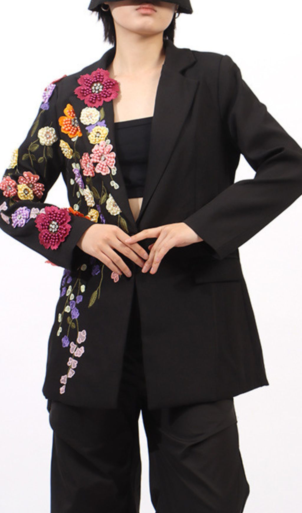 4d29986c48eed28eb3a38dd82fc4e169.jpg Fashionslee Women Giordano Flower Beaded Embroidery Blazer