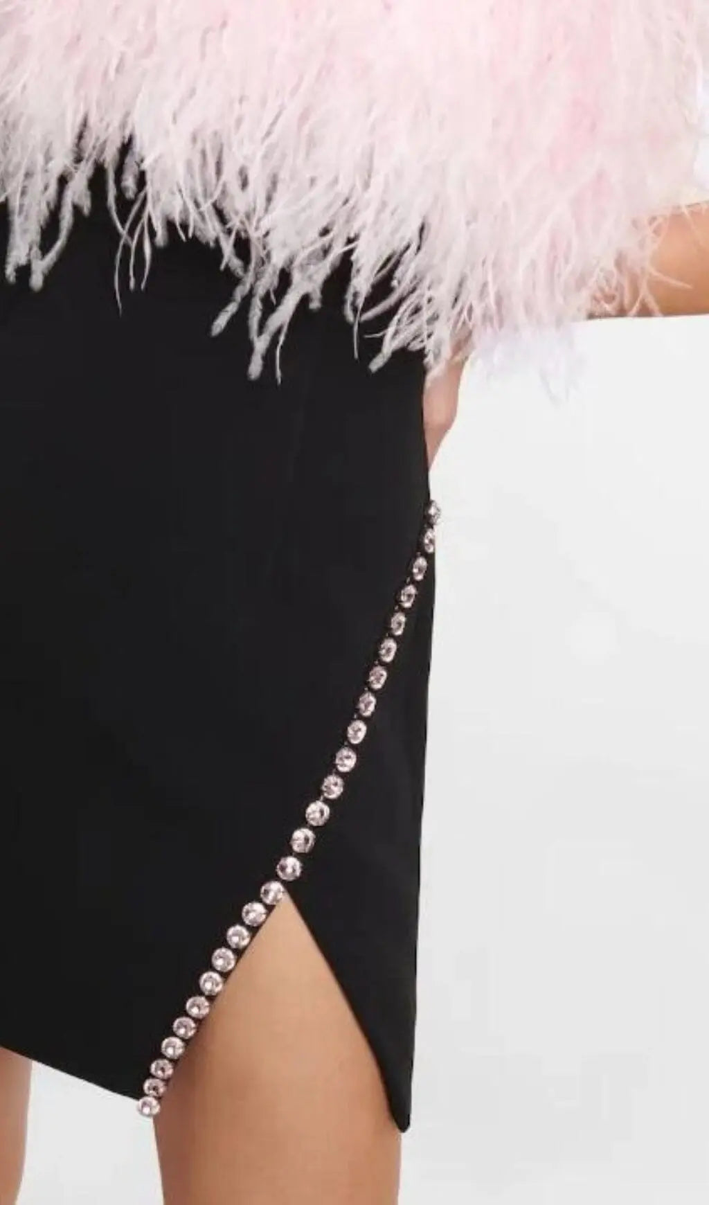 4d2edc566aeff347afa45f31e40c1183.jpeg Fashionslee Women Bandage Feather Crystal Mini Dress In Black