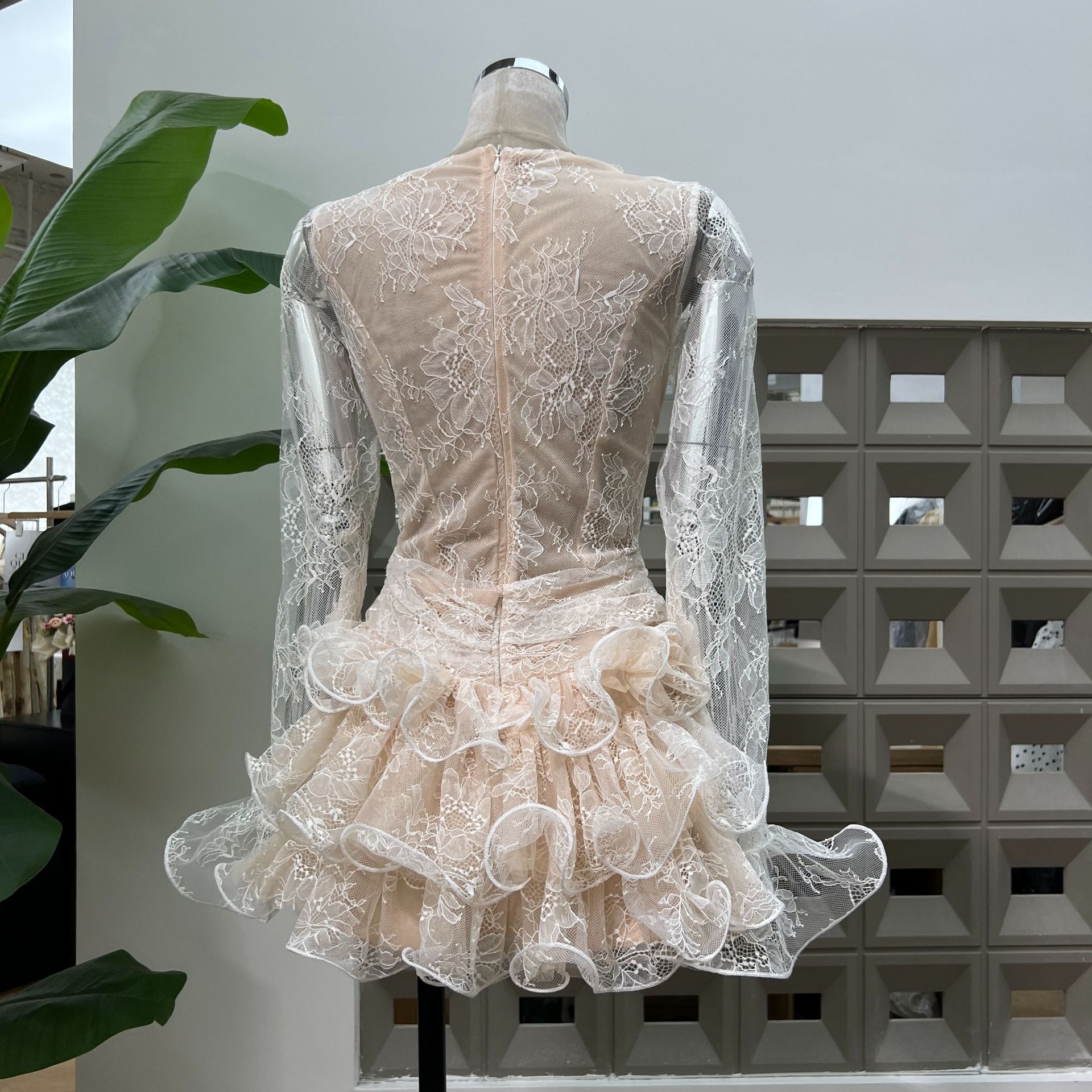 4e69a1924a02cf9b5f1122fabc477626.jpg Fashionslee Women Glafira Long Sleeve Lace Mini Dress