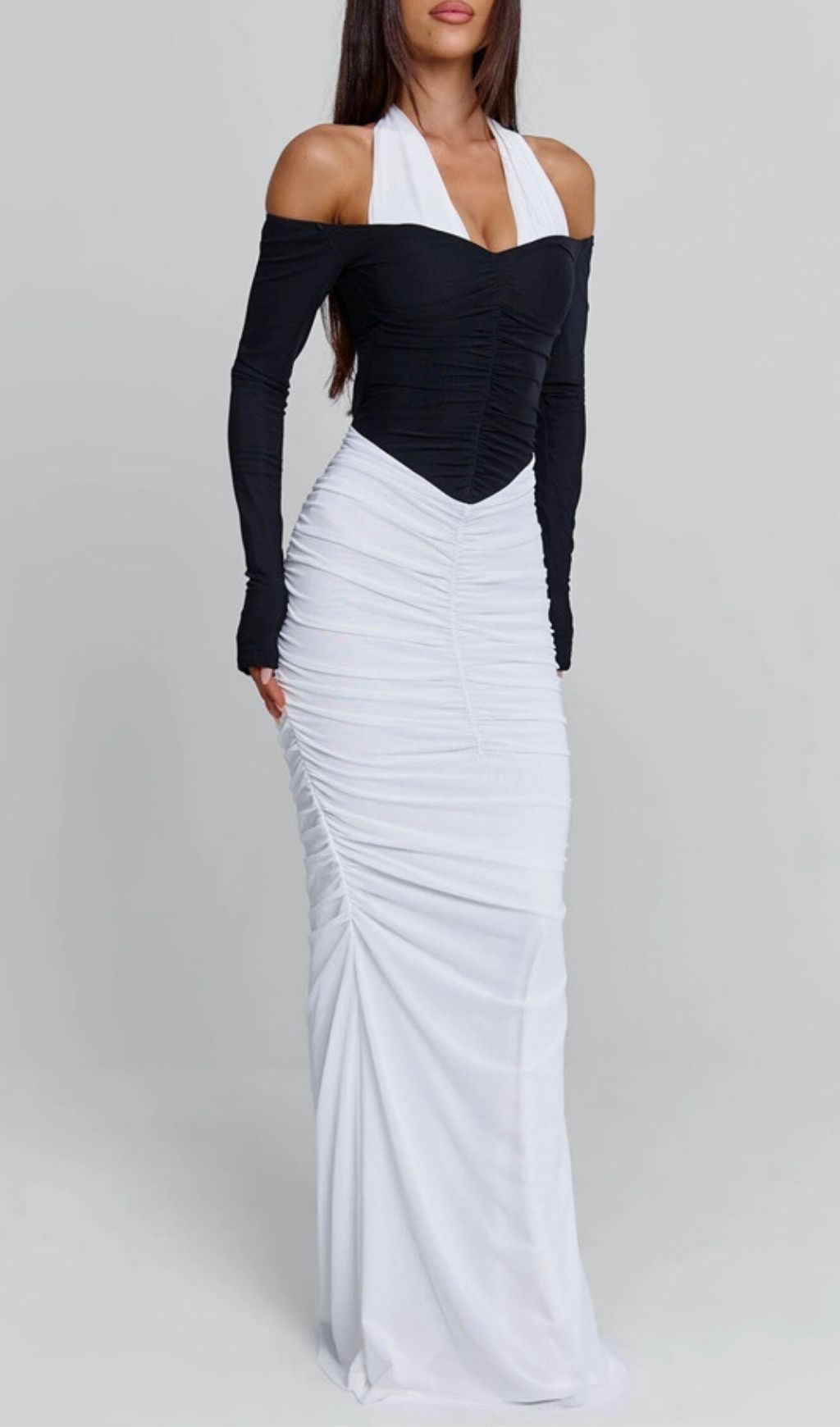 4f88942a552b3620c165c4309d213634.jpg Fashionslee Women Kapri Halter Ruched Long Sleeve Maxi Dress