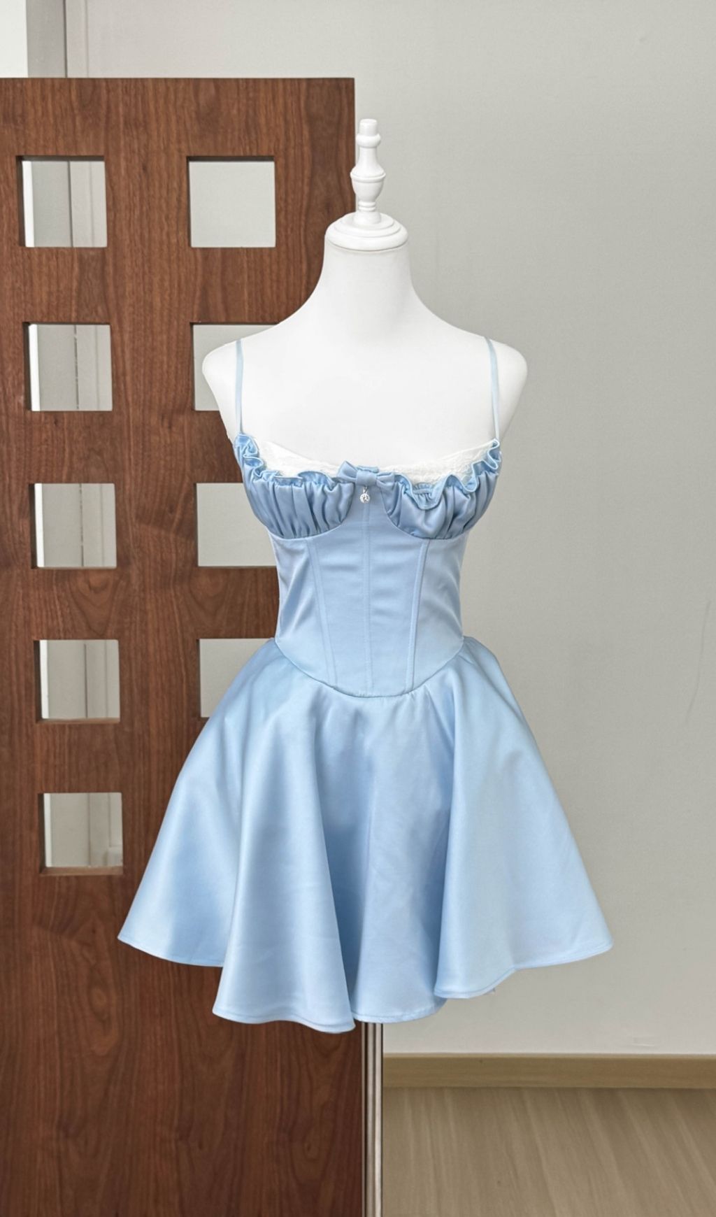 4fa0ead7a1e9c0e29c2a9fad0c3a5f7a.jpg Fashionslee Women Kelsy Strappy Mini Dress